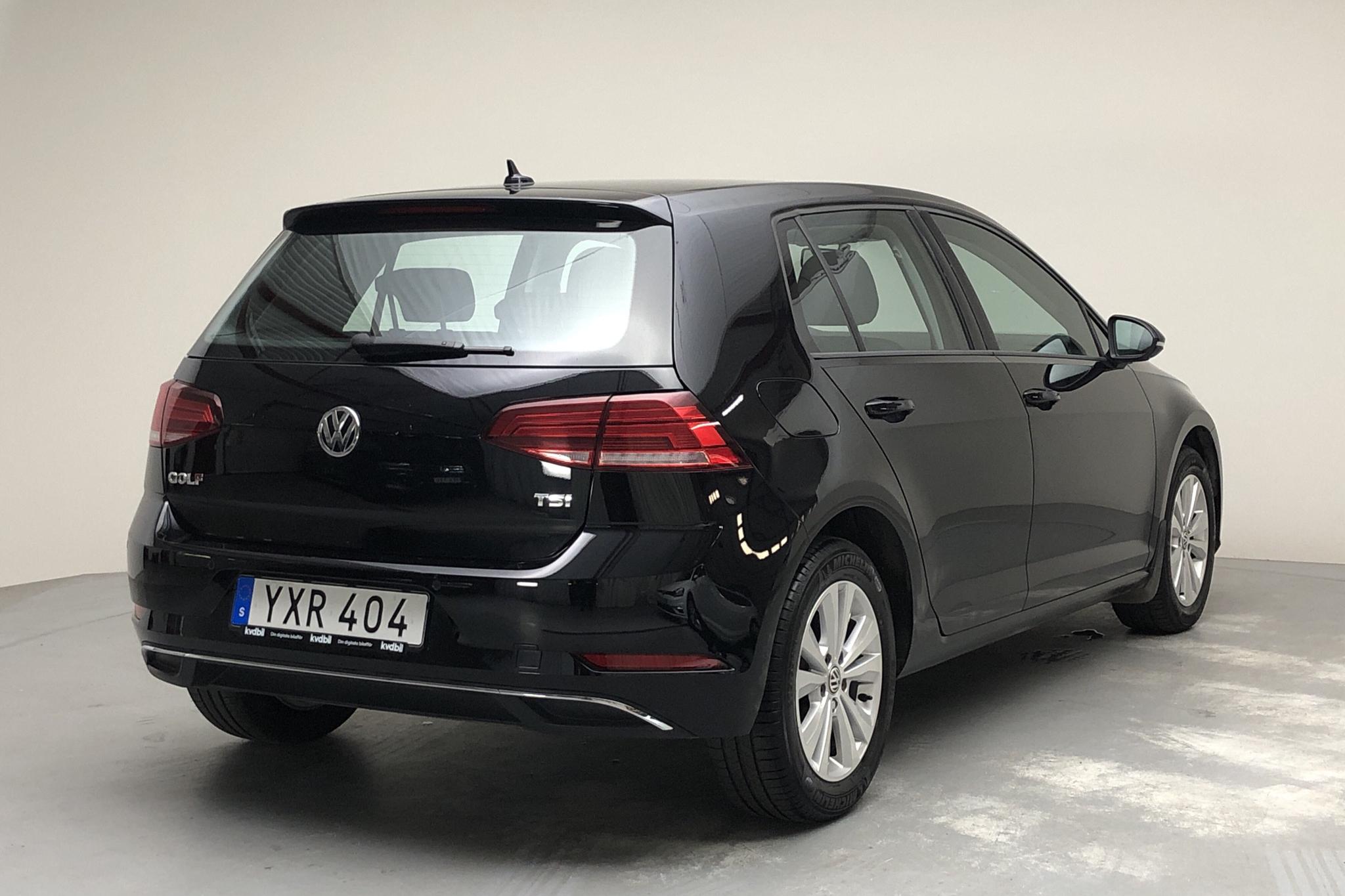 VW Golf VII 1.0 TSI 5dr (110hk) - 43 170 km - Automatic - black - 2018
