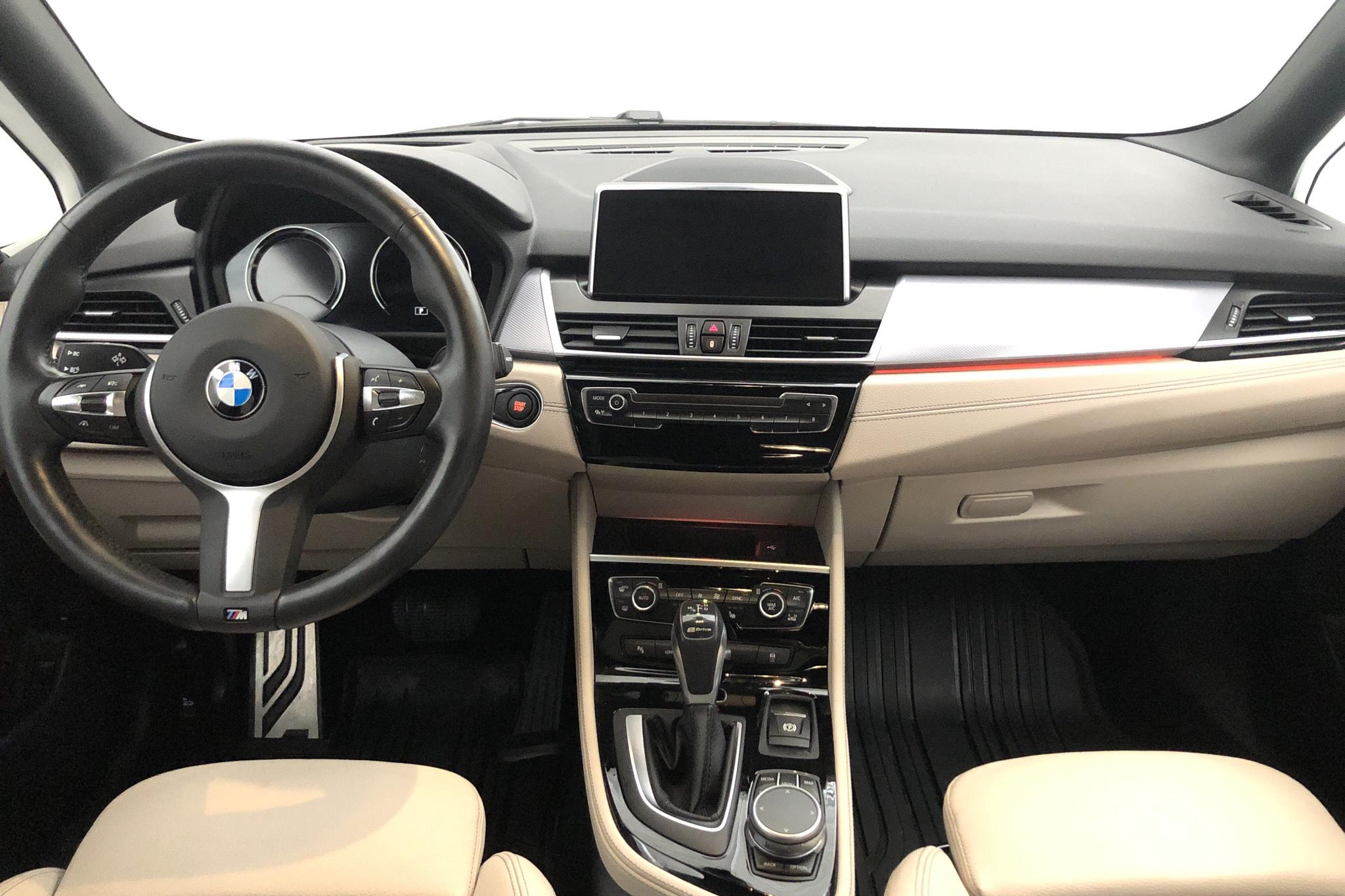BMW 225xe Active Tourer LCI, F45 (224hk) - 35 690 km - Automatic - gray - 2019