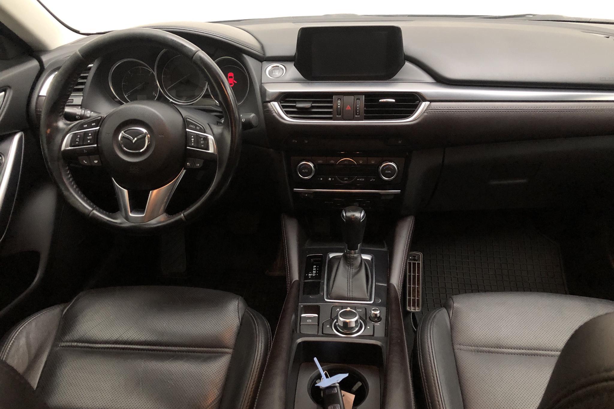 Mazda 6 2.2 DE Kombi AWD (175hk) - 12 643 mil - Automat - grå - 2016