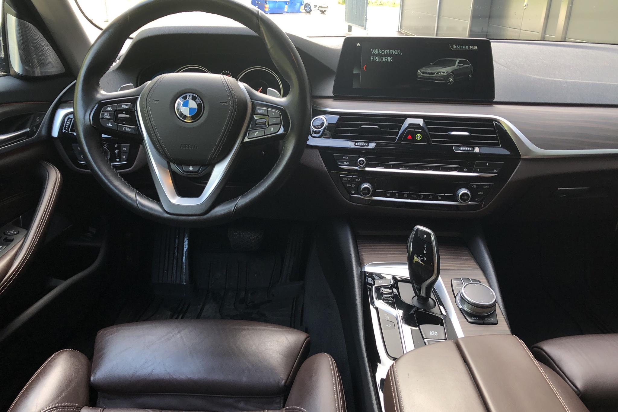 BMW 530d xDrive Touring, G31 (265hk) - 11 649 mil - Automat - Dark Blue - 2018