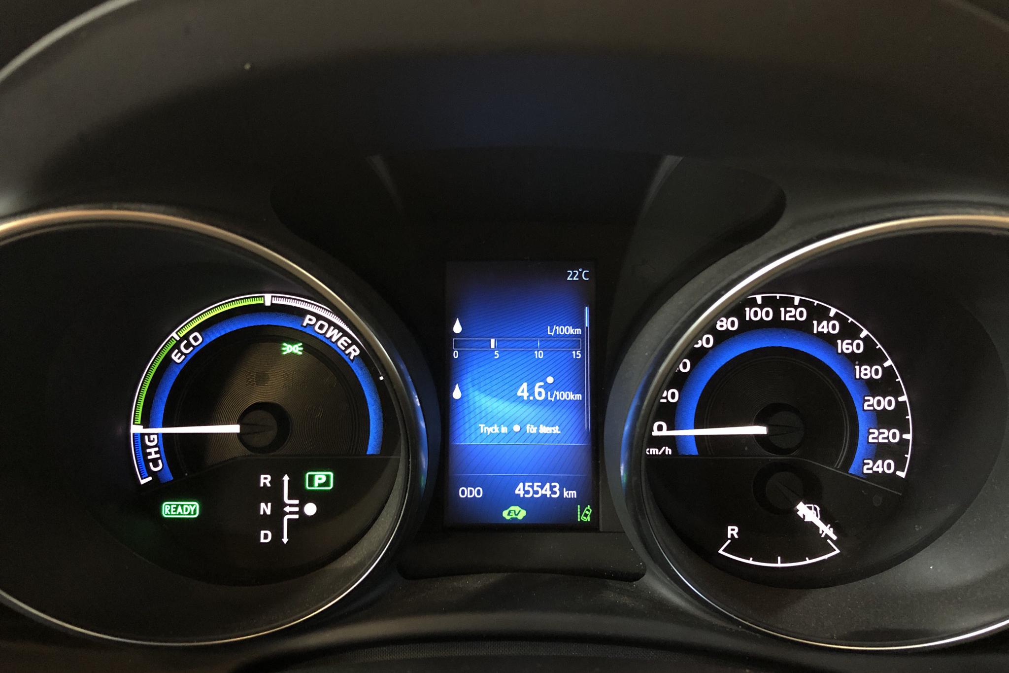 Toyota Auris 1.8 HSD Touring Sports (136hk) - 4 554 mil - Automat - vit - 2018