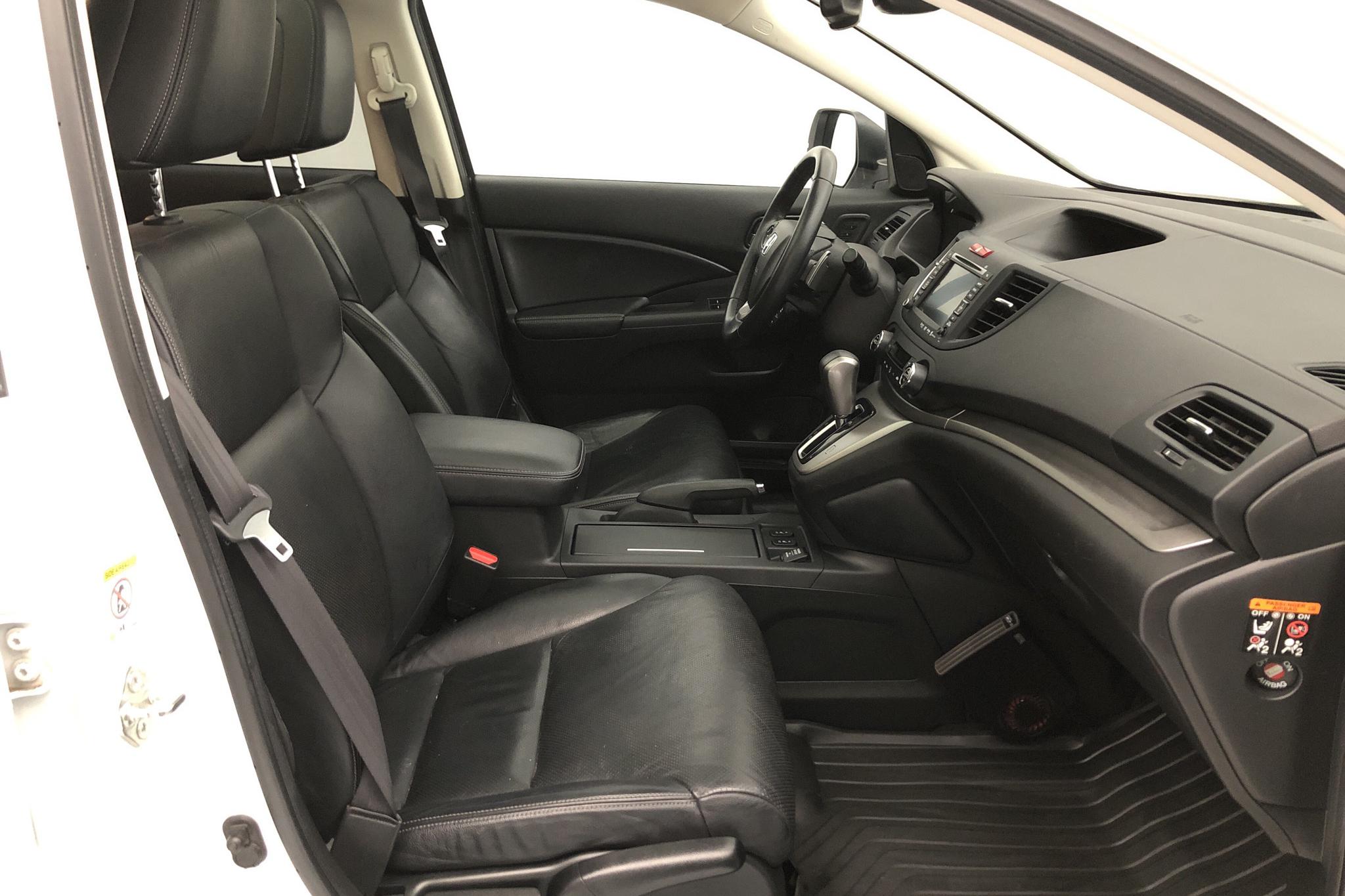 Honda CR-V 2.2 i-DTEC 4WD (150hk) - 13 146 mil - Automat - vit - 2013