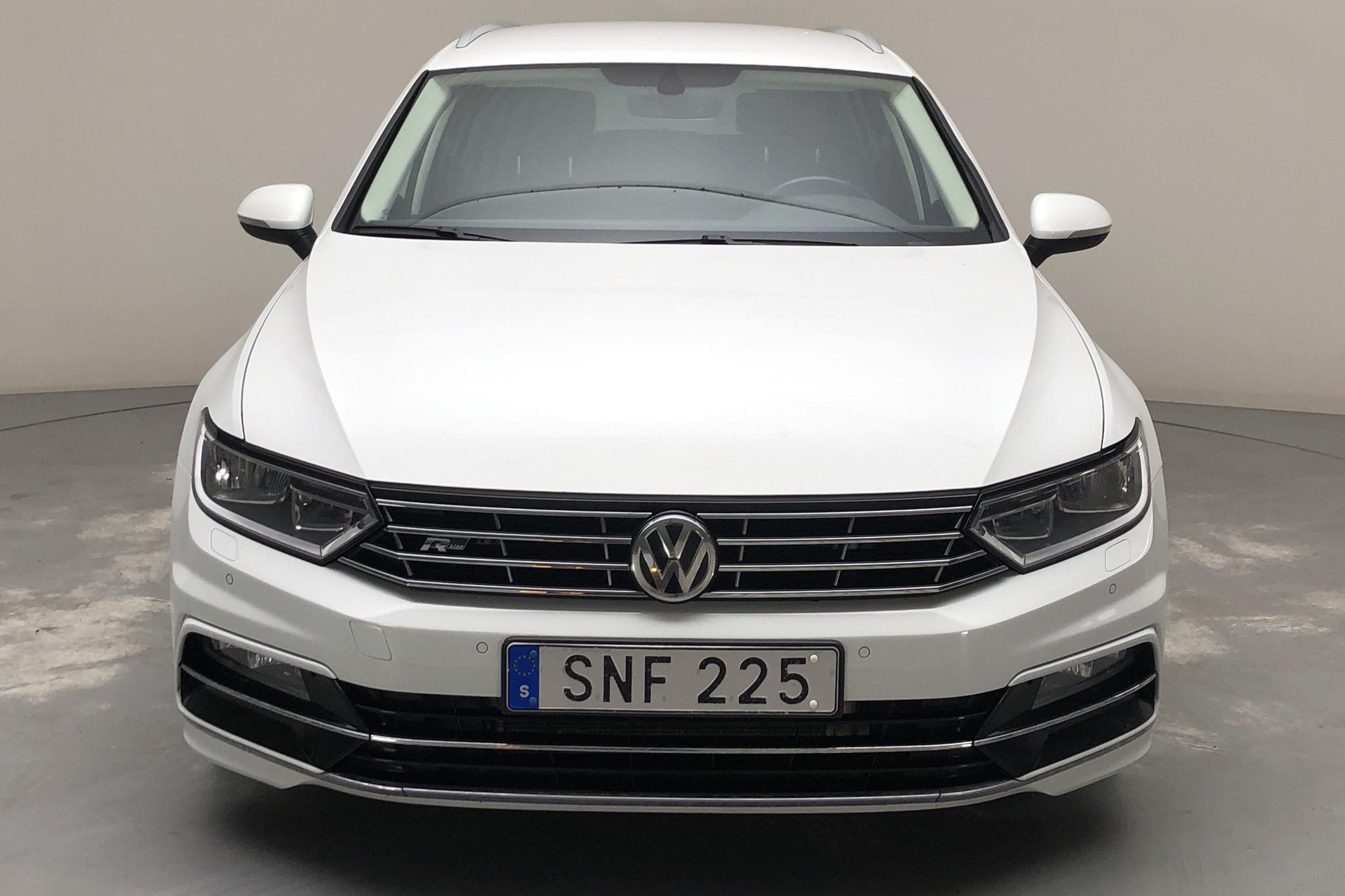 VW Passat 2.0 TDI Sportscombi (190hk) - 147 320 km - Automatic - white - 2018