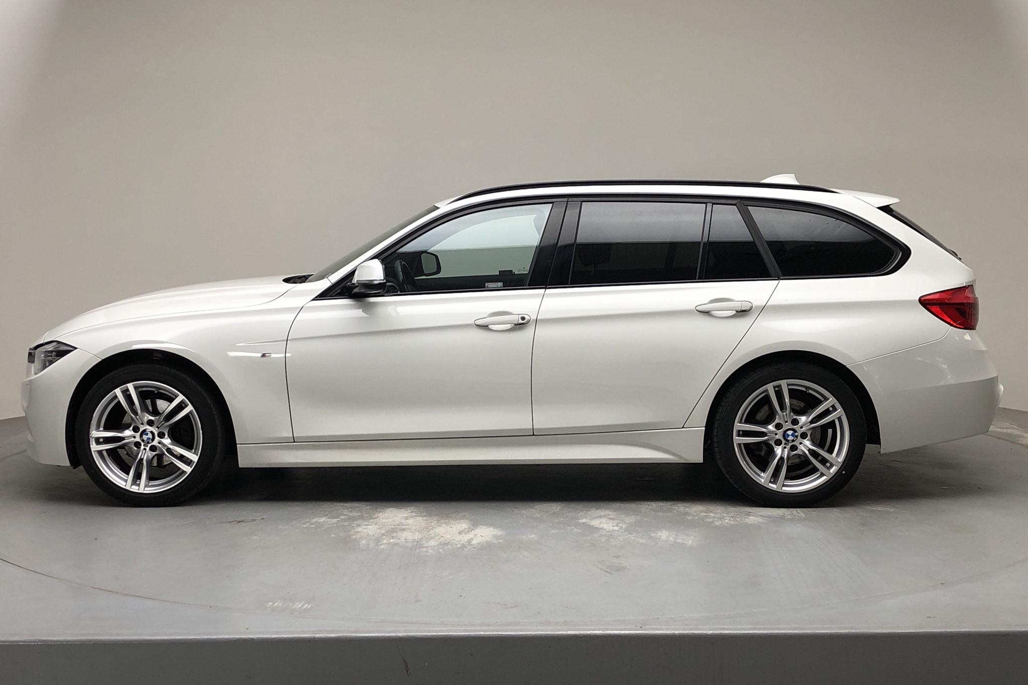 BMW 320d xDrive Touring, F31 (190hk) - 11 067 mil - Automat - vit - 2019