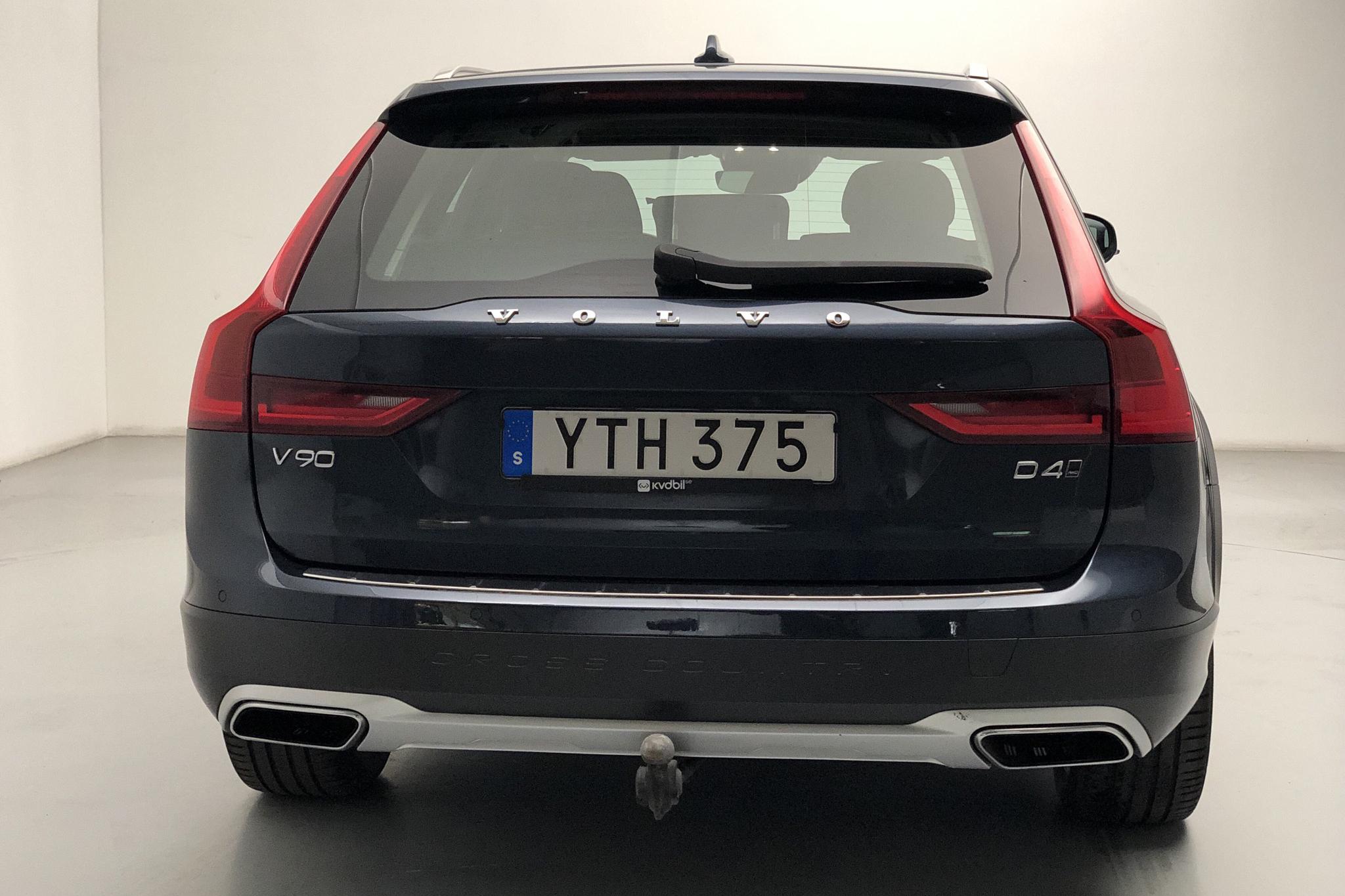 Volvo V90 D4 Cross Country AWD (190hk) - 11 424 mil - Automat - Dark Blue - 2019