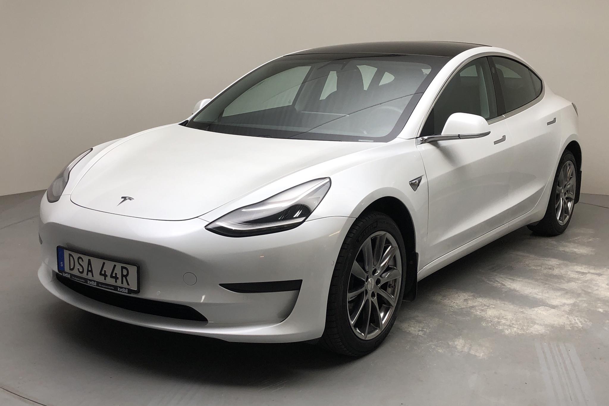 Tesla Model 3 Standard Range RWD - 51 150 km - Automatic - white - 2020