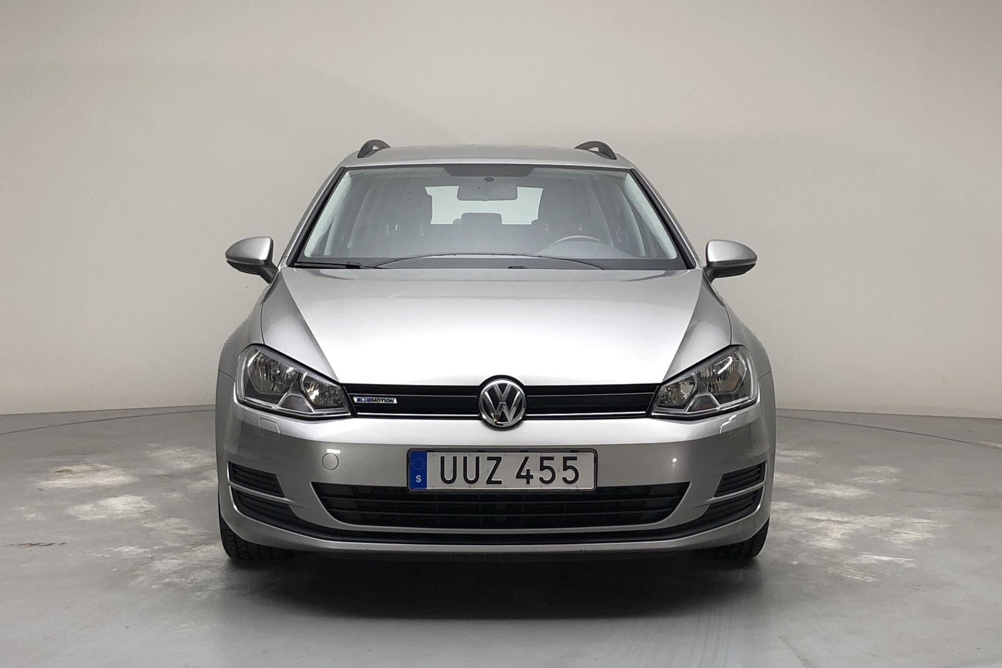 VW Golf VII 1.6 TDI BlueMotion Sportscombi (110hk) - 14 022 mil - Manuell - silver - 2015