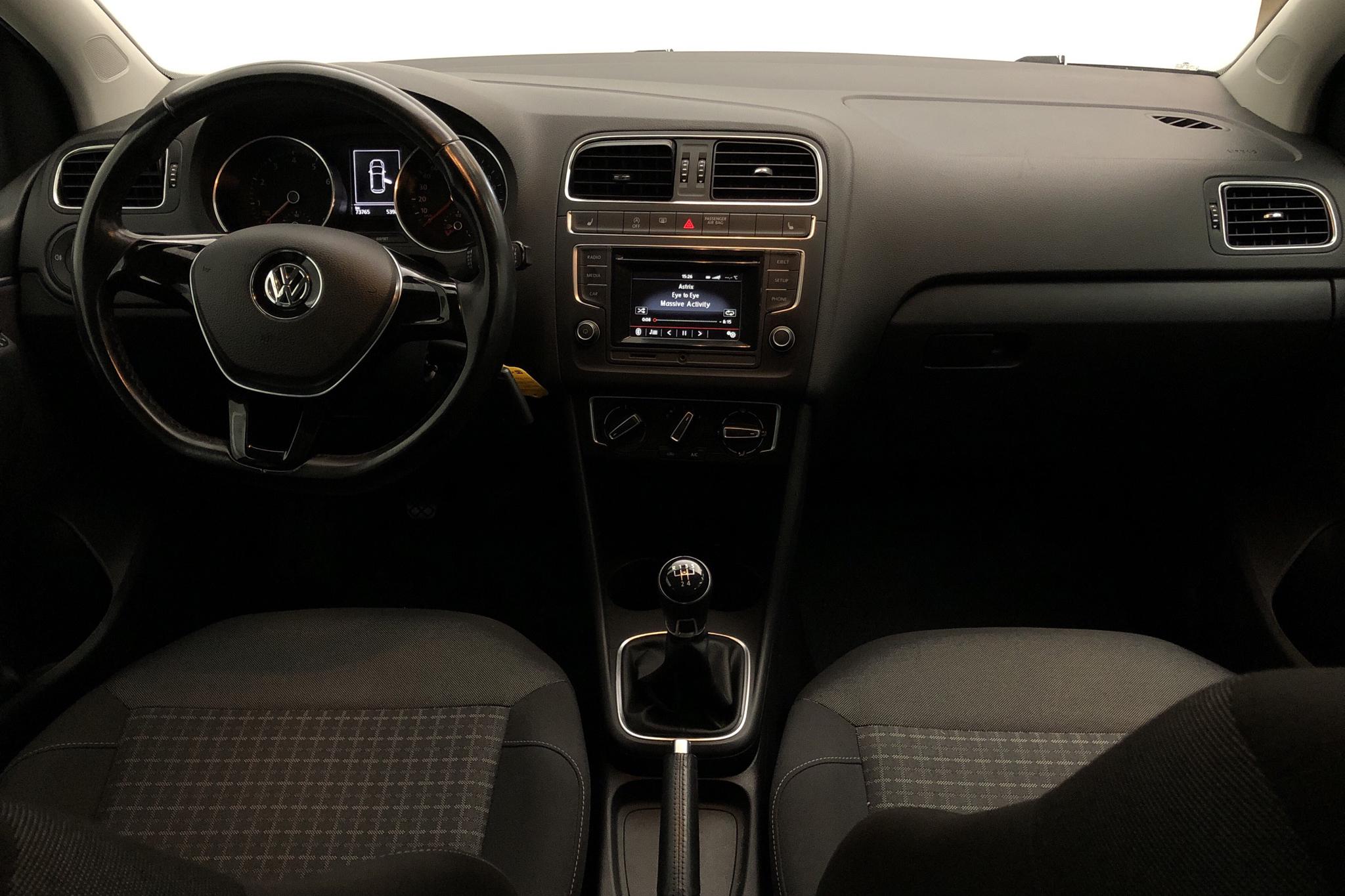 VW Polo 1.2 TSI 5dr (90hk) - 73 770 km - Manual - black - 2016