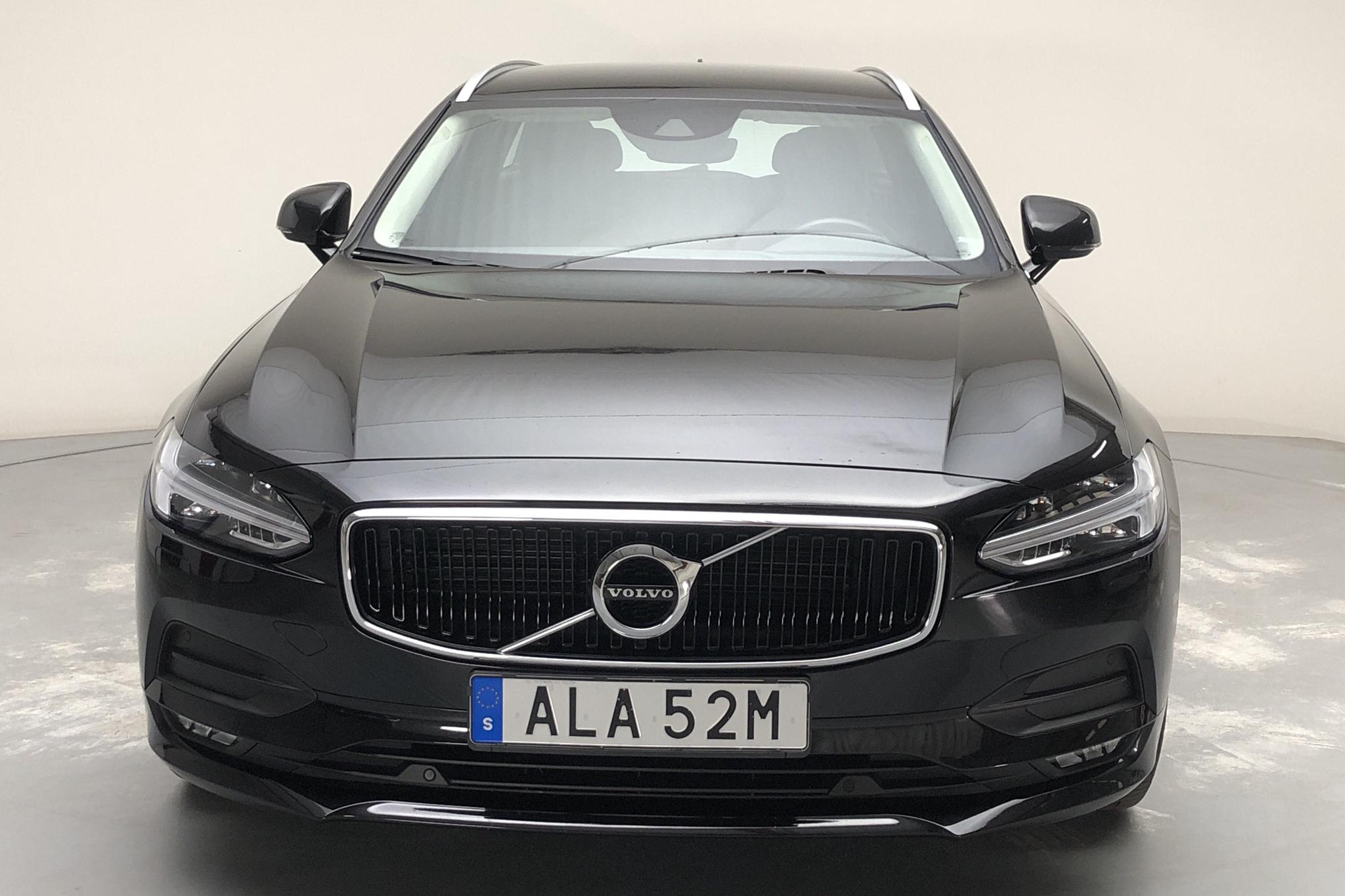 Volvo V90 D4 (190hk) - 7 487 mil - Manuell - svart - 2019