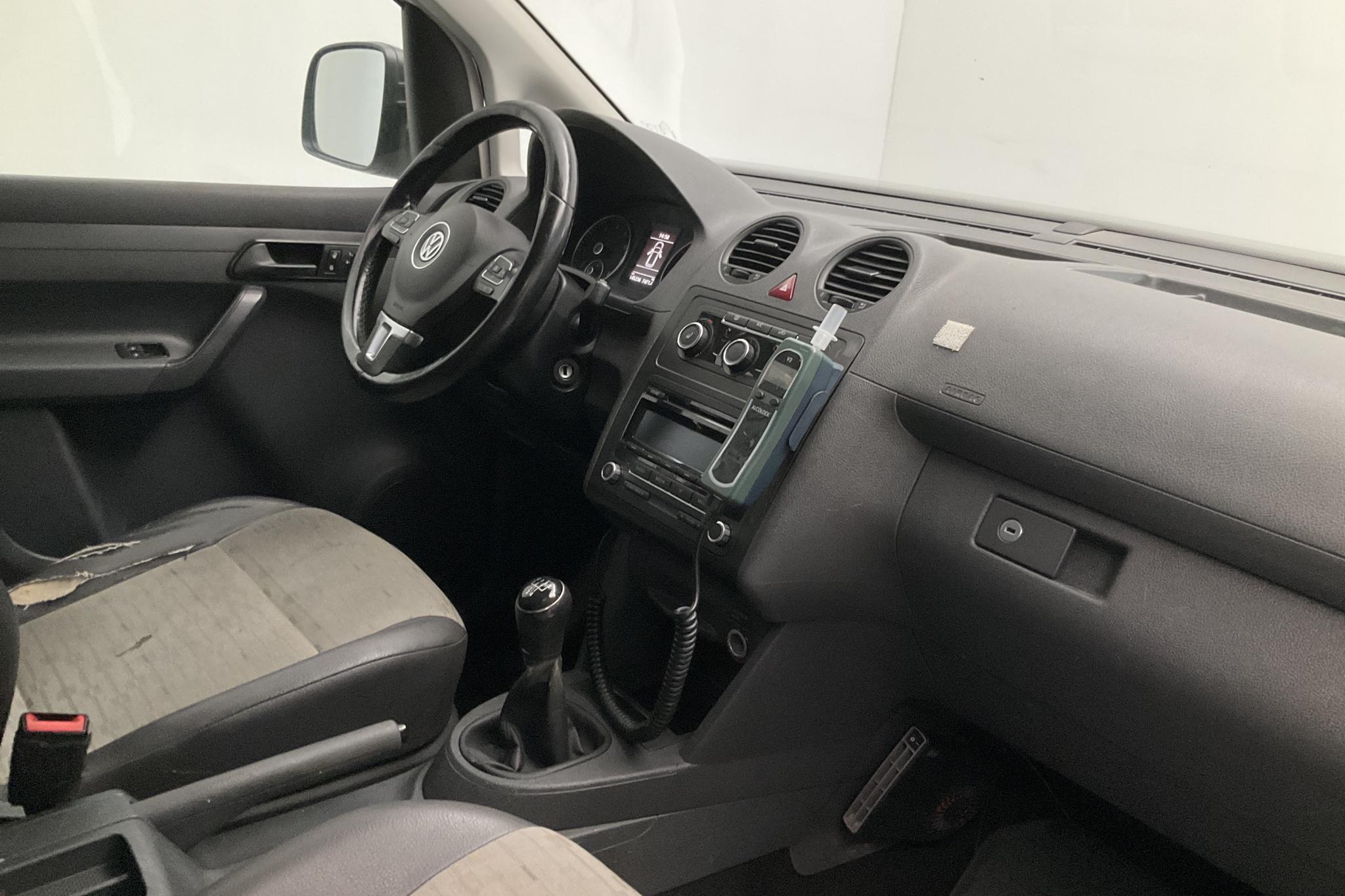 VW Caddy 2.0 Ecofuel Skåp (109hk) - 14 523 mil - Manuell - vit - 2014