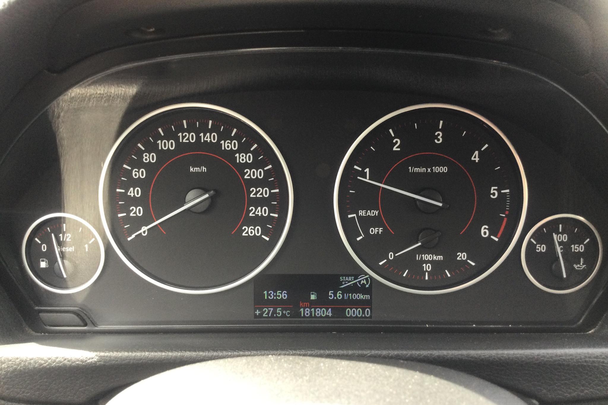 BMW 320d Touring, F31 (184hk) - 18 181 mil - Manuell - röd - 2013