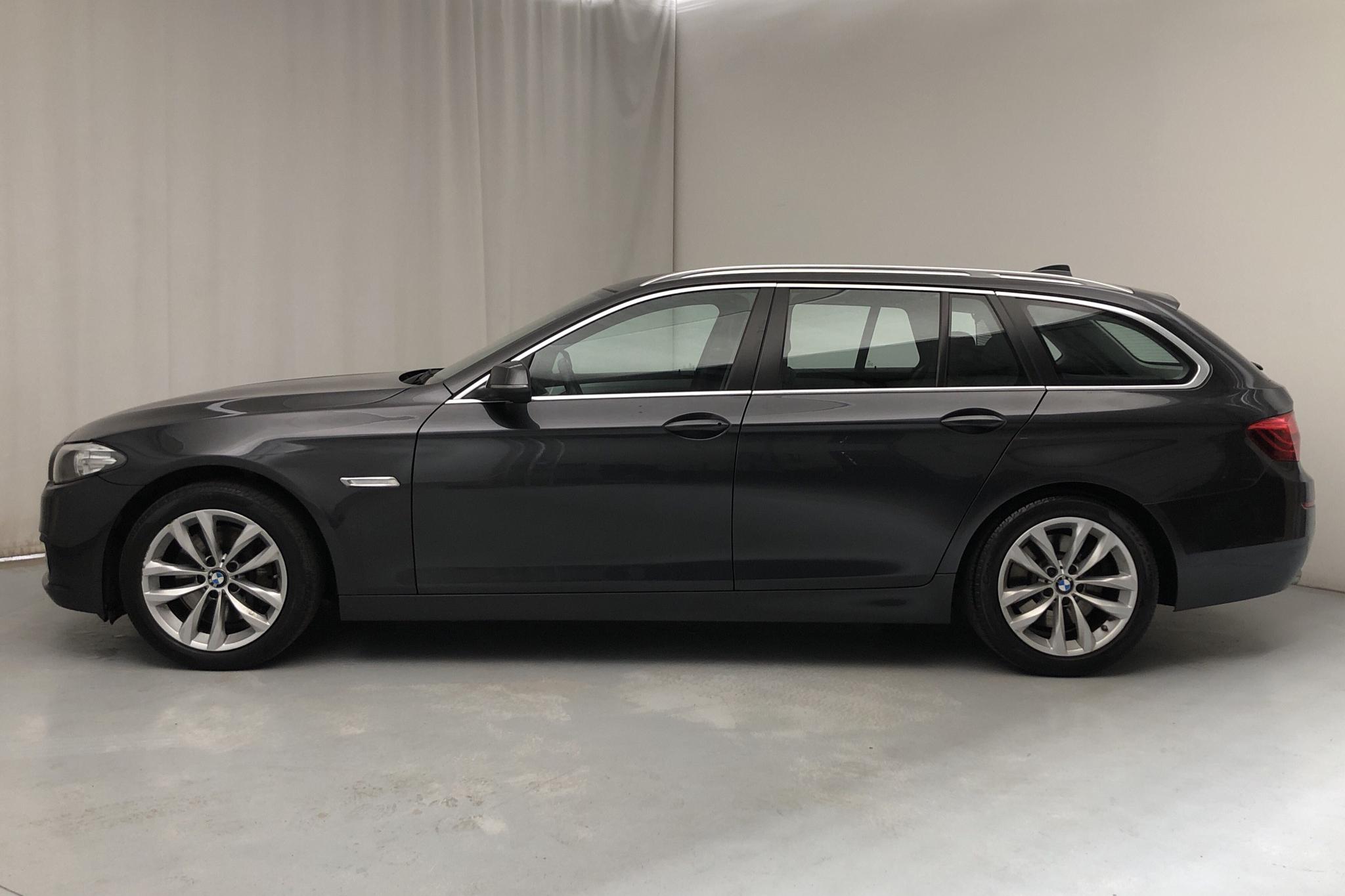 BMW 530d xDrive Touring, F11 (258hk) - 11 832 mil - Automat - grå - 2015