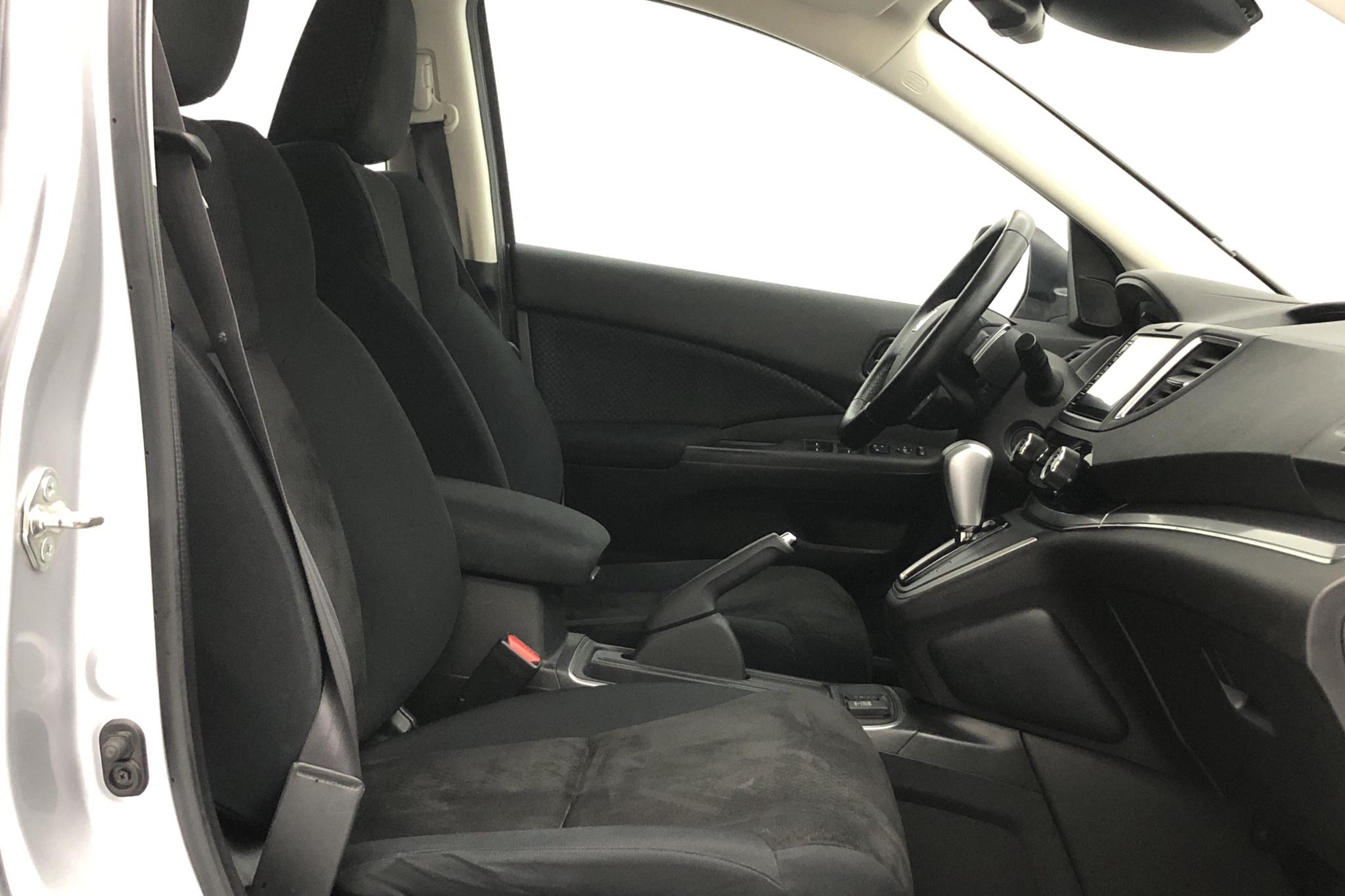 Honda CR-V 2.0 i-VTEC 4WD (155hk) - 10 239 mil - Automat - silver - 2015