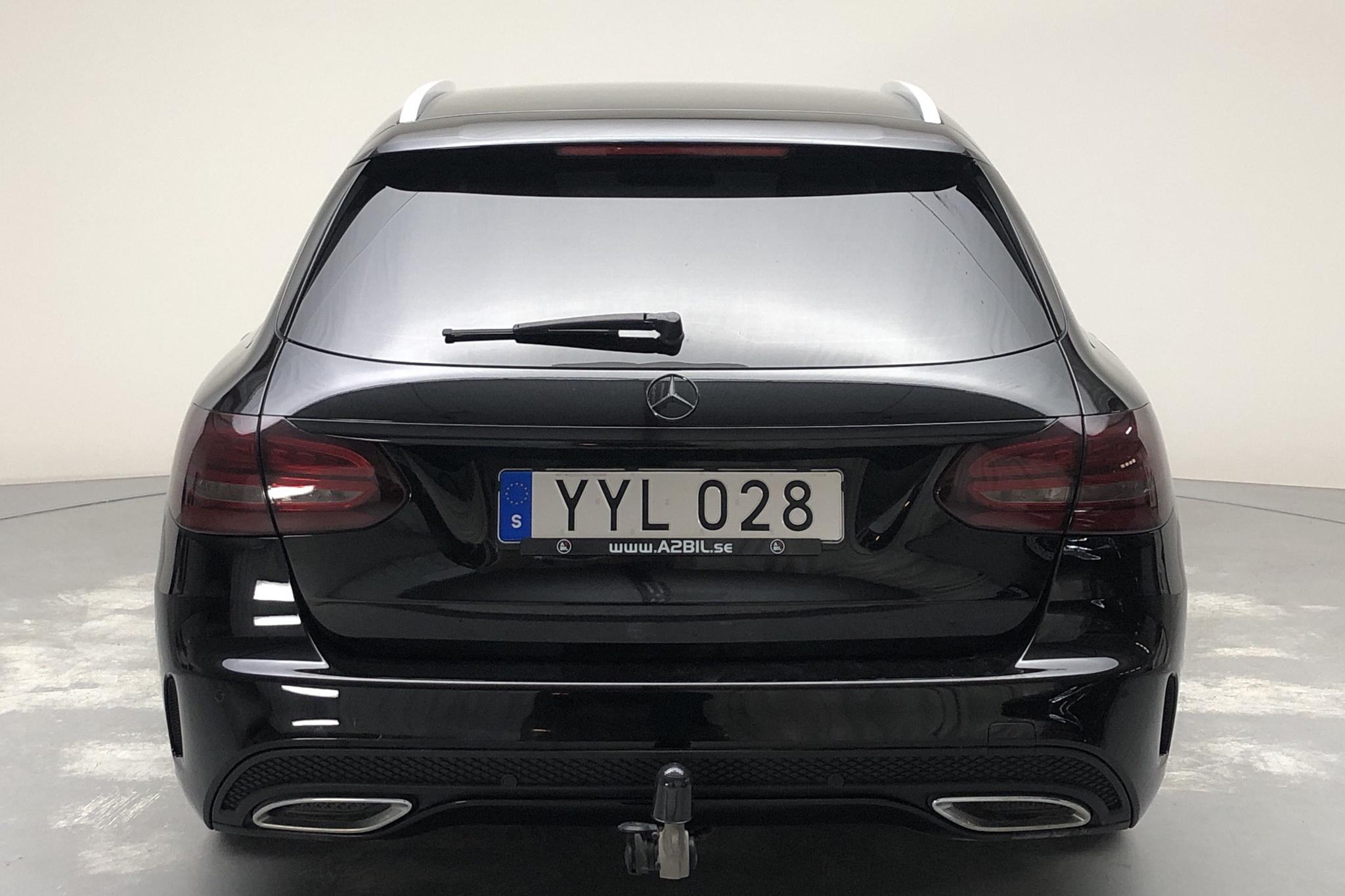Mercedes C 220 d Kombi S205 (170hk) - 82 430 km - Automatic - black - 2018