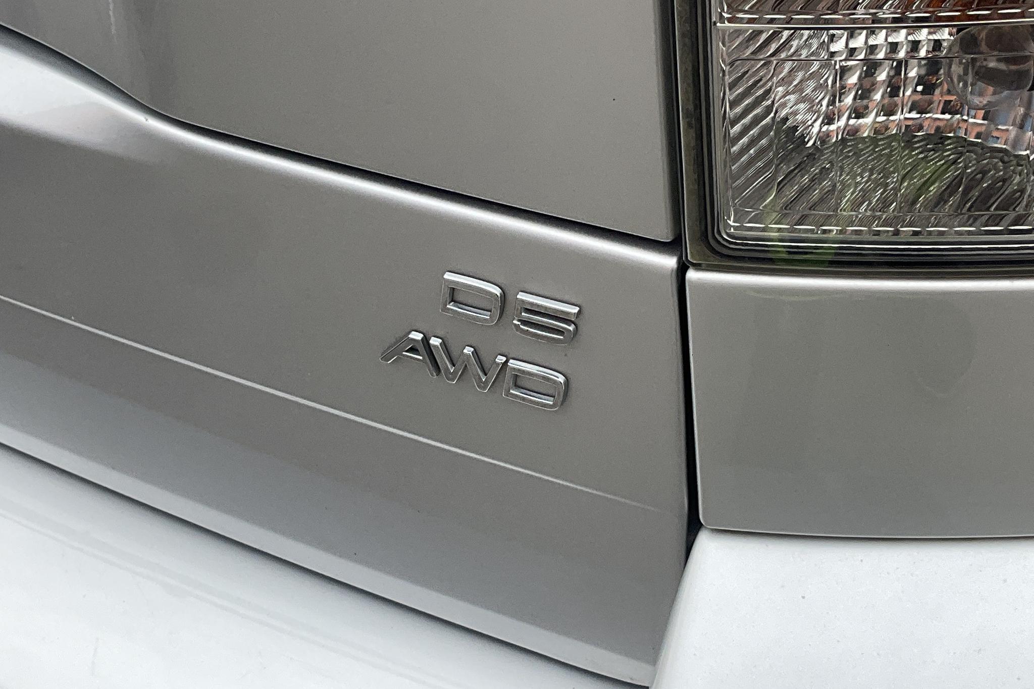 Volvo XC90 D5 (185hk) - 24 526 mil - Automat - Light Grey - 2008