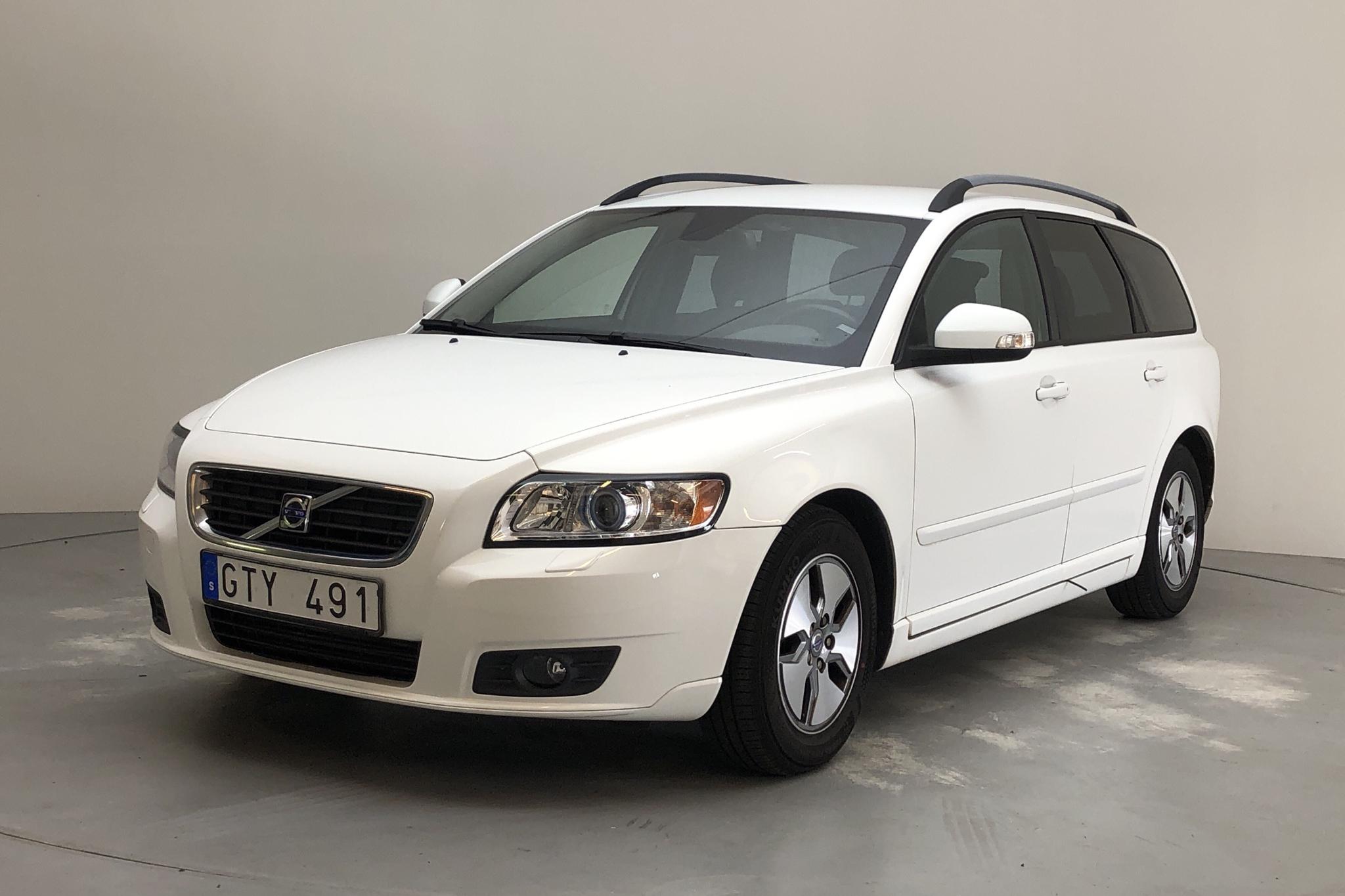 Volvo V50 1.6D DRIVe (109hk) - 145 480 km - Manual - white - 2010