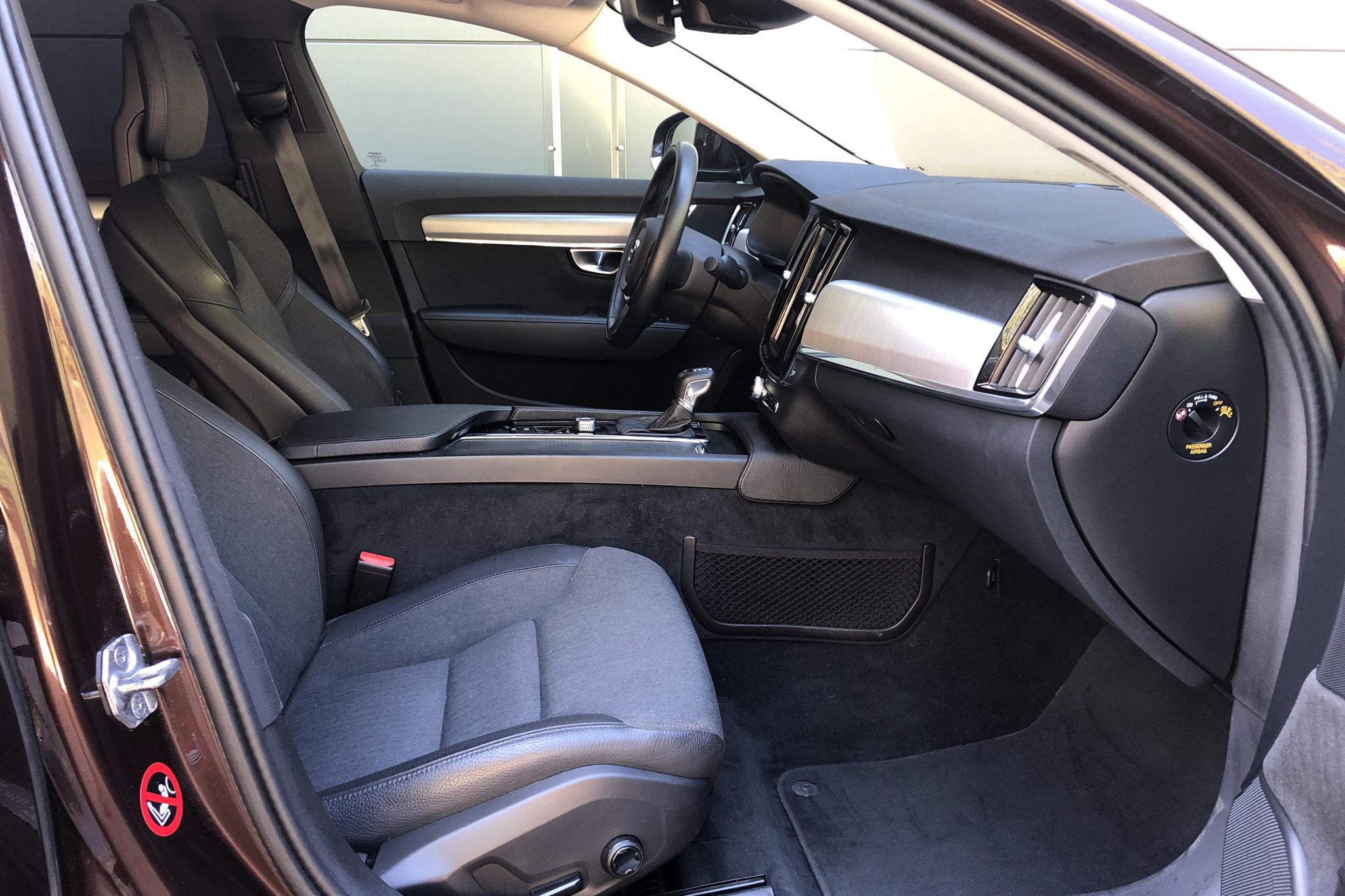 Volvo S90 D4 AWD (190hk) - 11 377 mil - Automat - Dark Brown - 2018