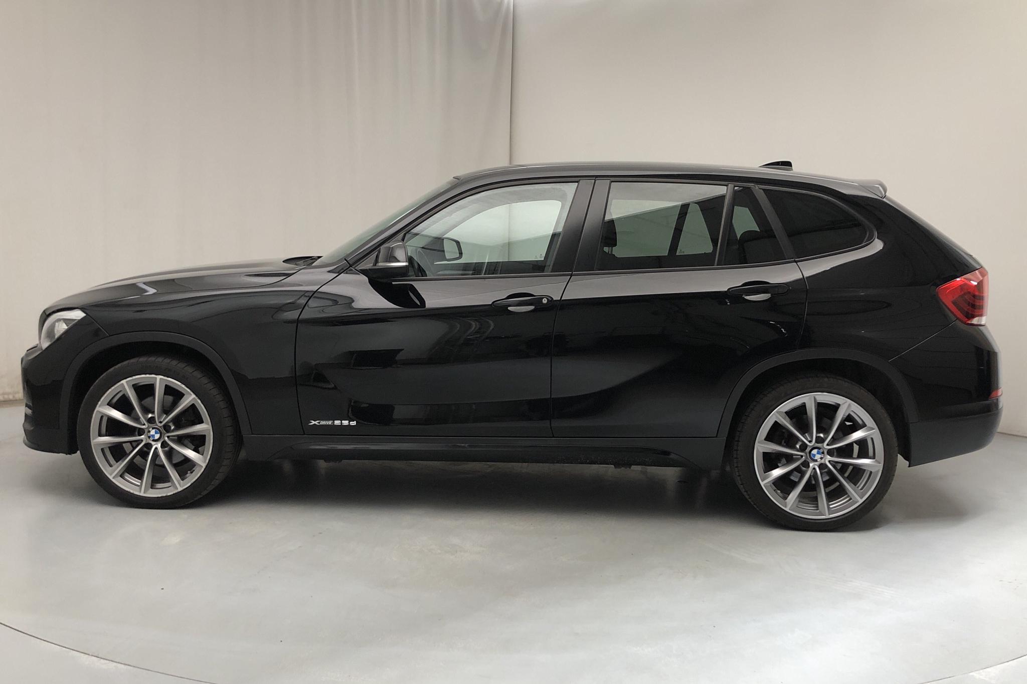BMW X1 xDrive25d, E84 (218hk) - 89 870 km - Automatic - black - 2015