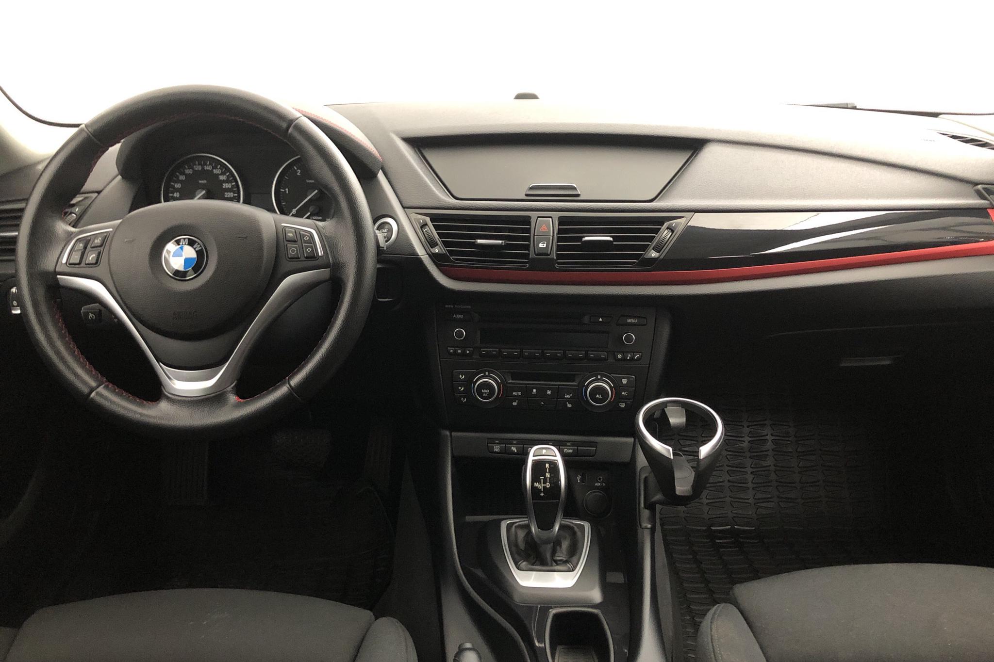 BMW X1 xDrive25d, E84 (218hk) - 8 987 mil - Automat - svart - 2015