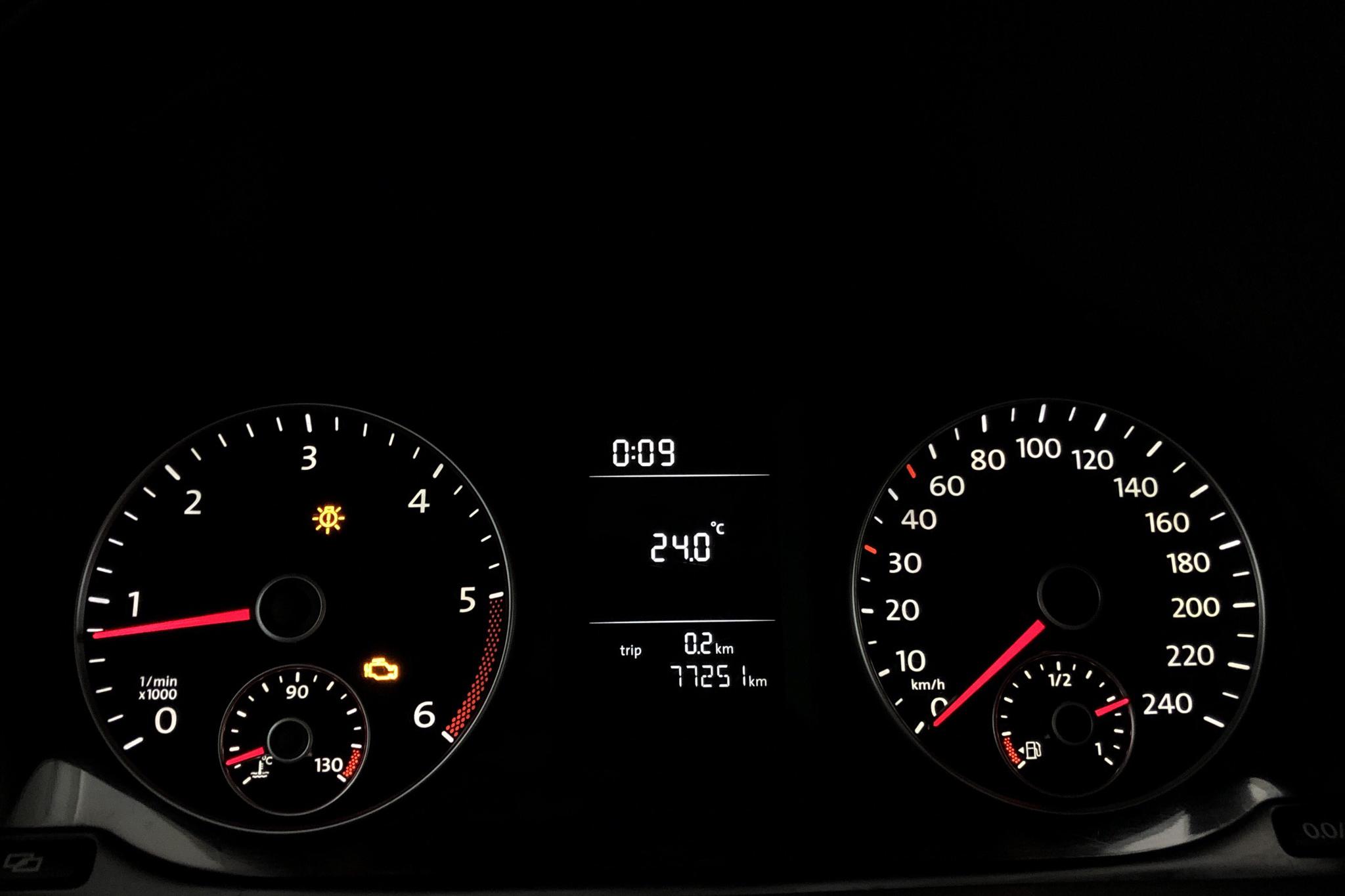 VW Caddy 1.6 TDI Skåp (102hk) - 77 250 km - Manual - white - 2011