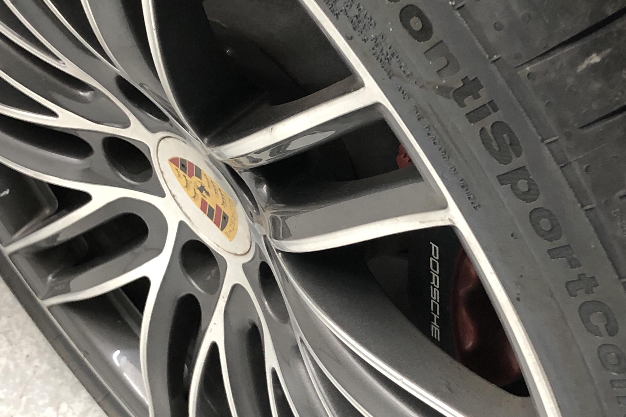 Porsche Panamera 4 (330hk) - 5 815 mil - Automat - vit - 2017