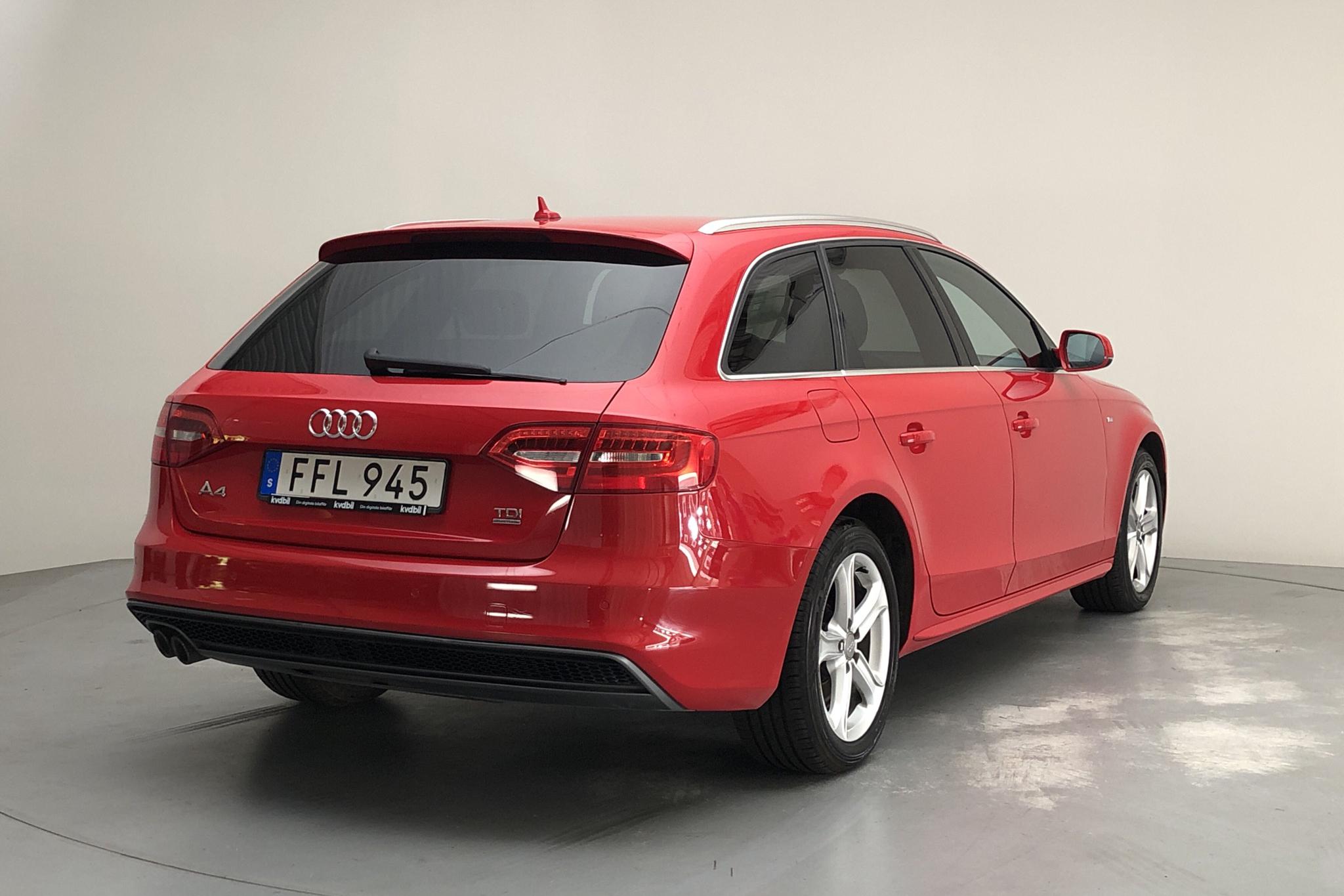 Audi A4 2.0 TDI Avant quattro (177hk) - 21 228 mil - Automat - röd - 2014