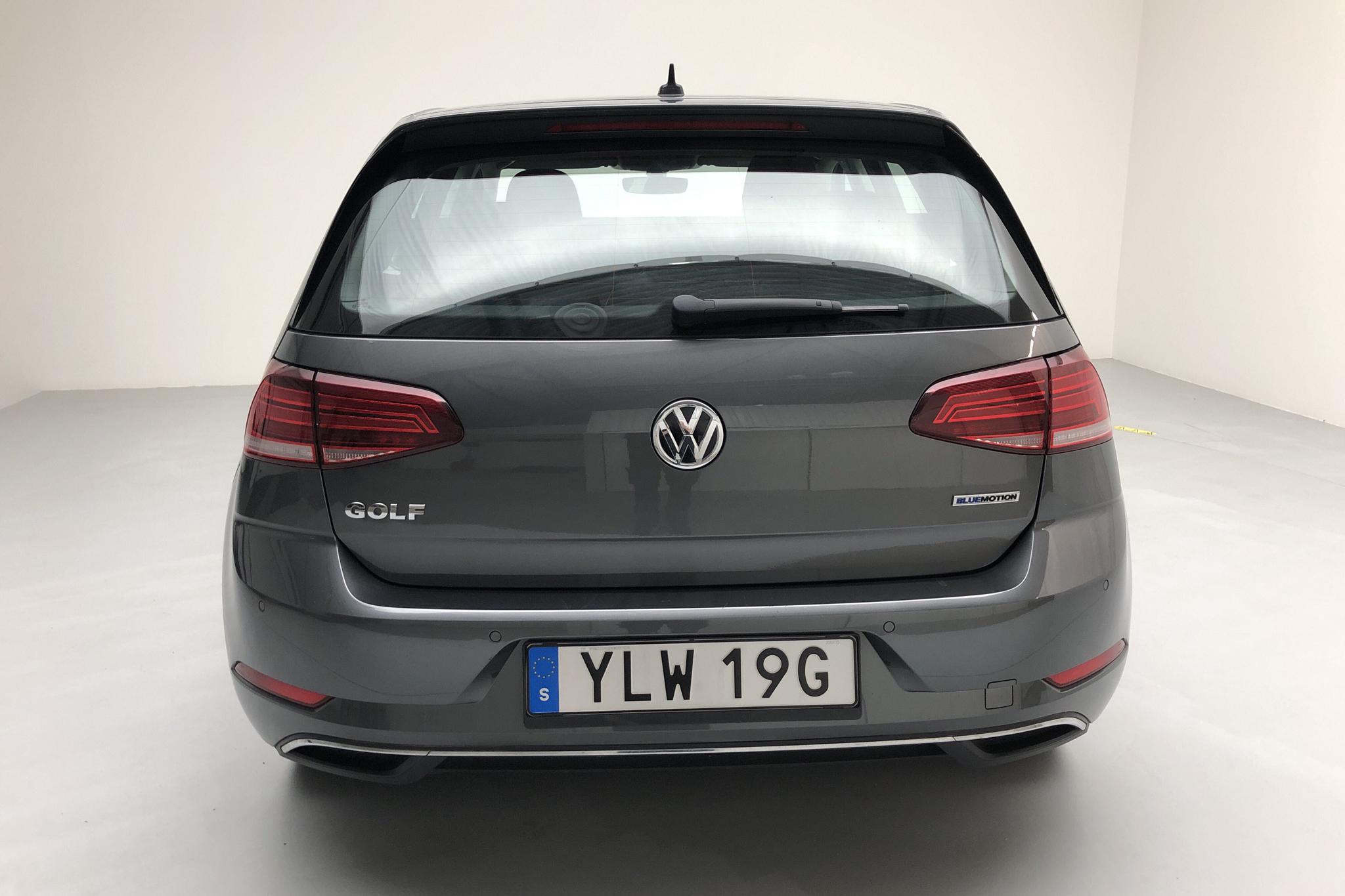VW Golf VII 1.5 TSI 5dr (130hk) - 30 680 km - Automatic - Dark Grey - 2019