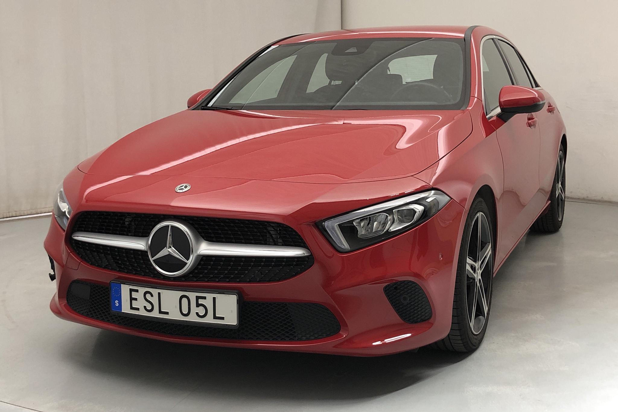 Mercedes A 180 5dr W177 (136hk) - 26 740 km - Automatic - red - 2019