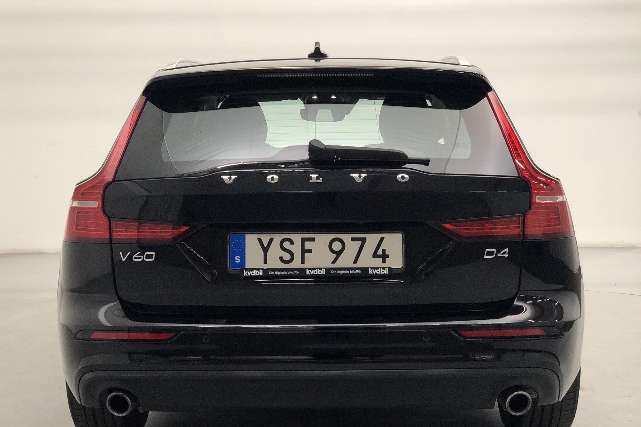 Volvo V60 D4 (190hk) - 7 061 mil - Manuell - svart - 2019