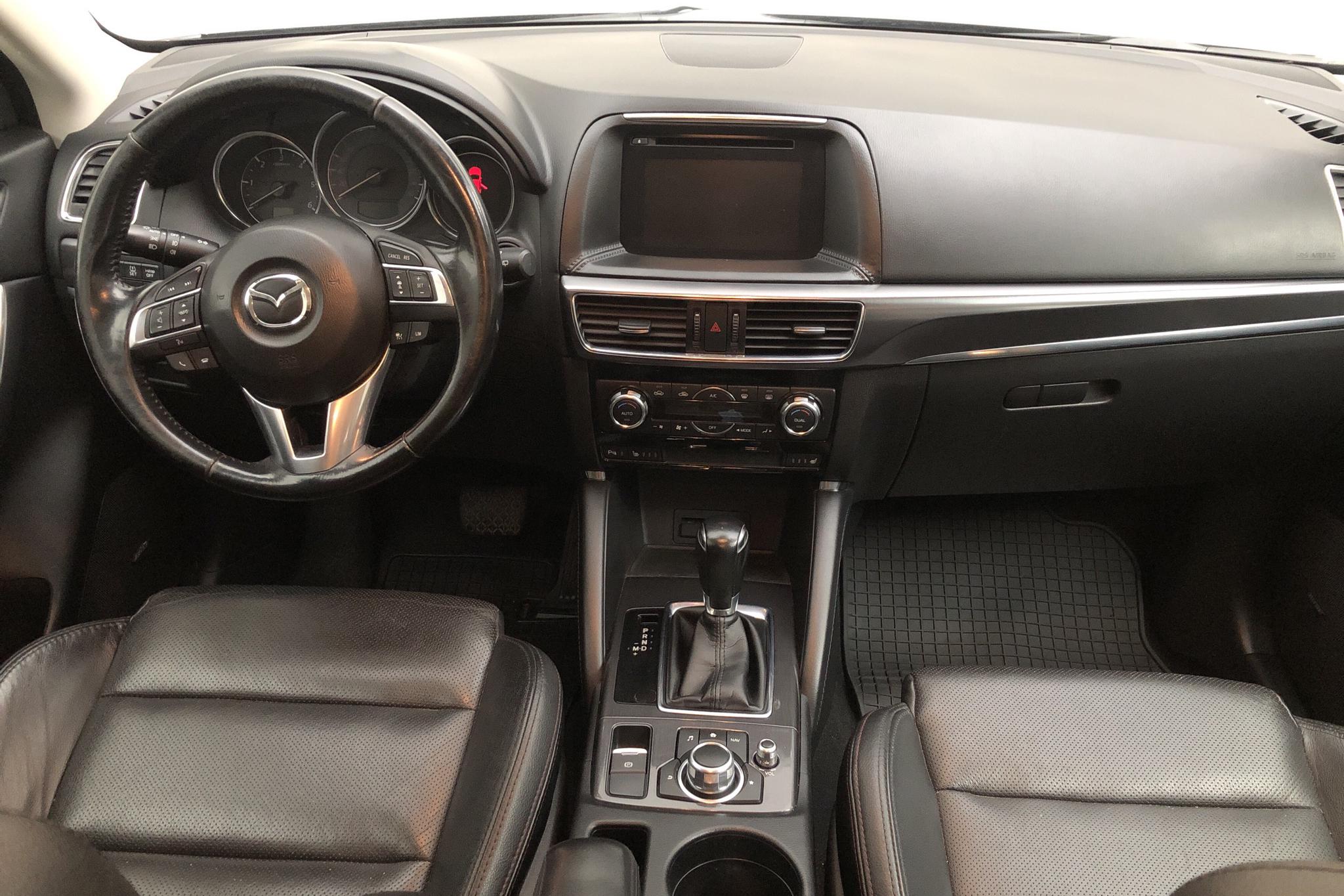 Mazda CX-5 2.2 DE AWD (175hk) - 13 233 mil - Automat - grå - 2015