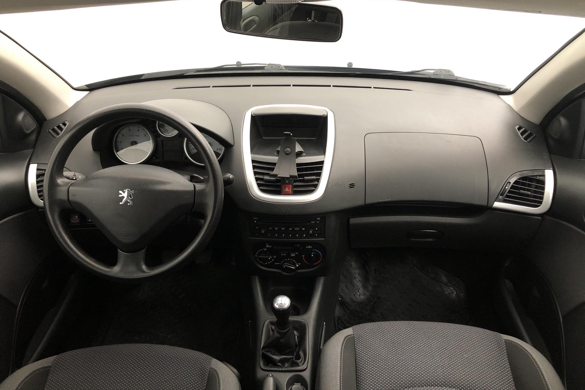 Peugeot 206+ 1.4 5dr (73hk) - 152 360 km - Manual - black - 2010