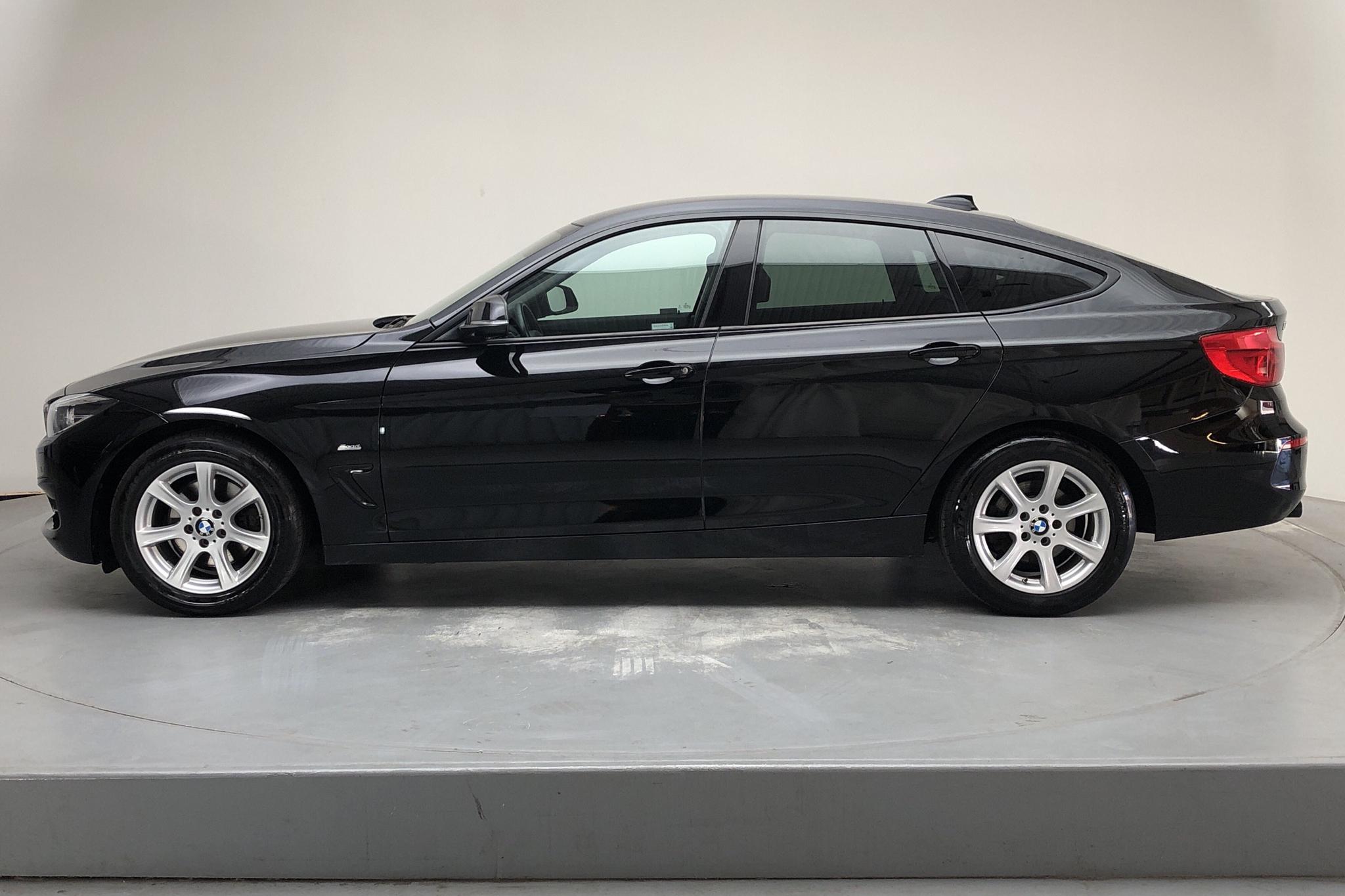 BMW 330i GT xDrive, F34 (252hk) - 133 820 km - Automatic - black - 2018