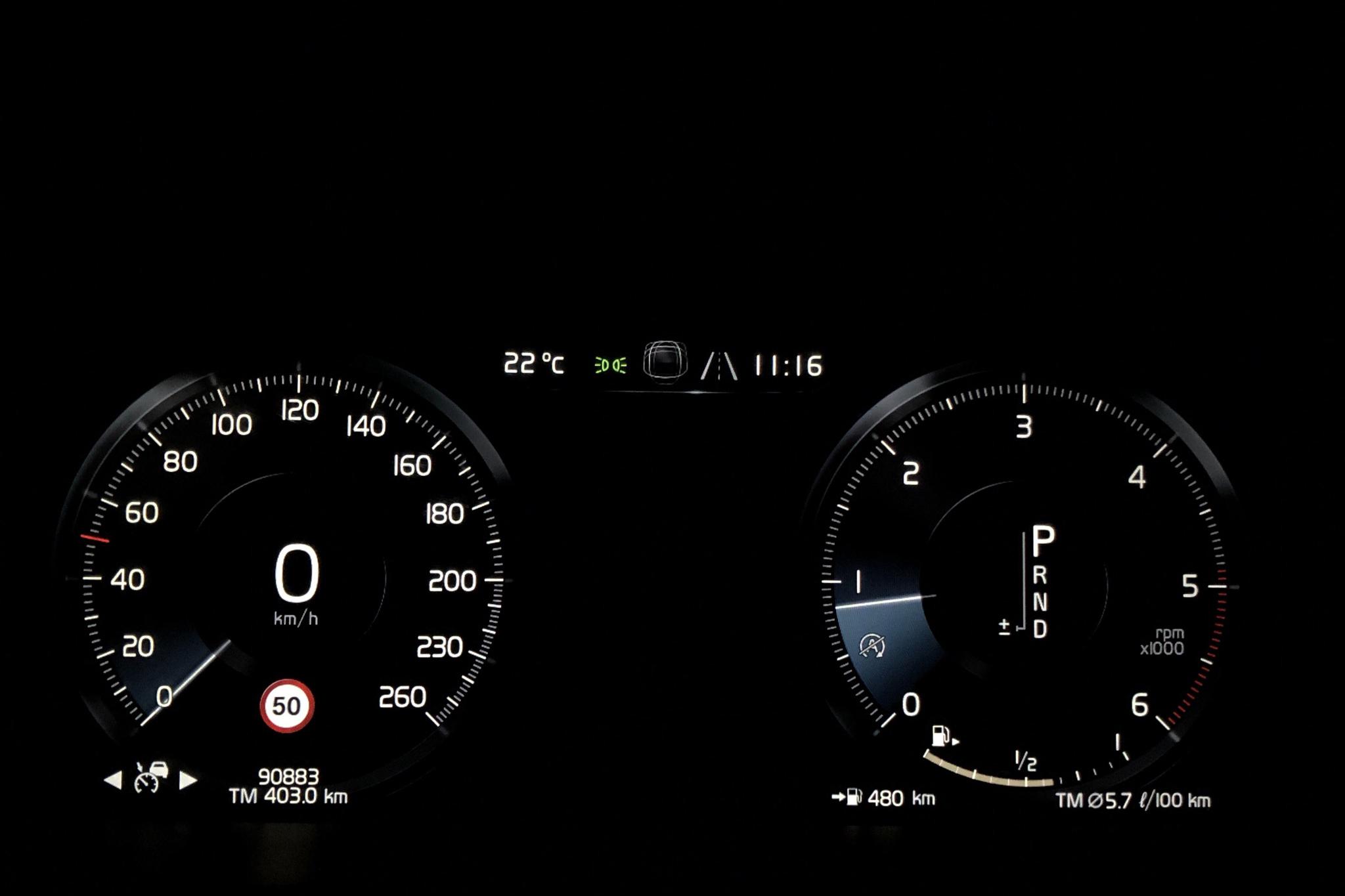 Volvo V60 D3 (150hk) - 9 088 mil - Automat - vit - 2020