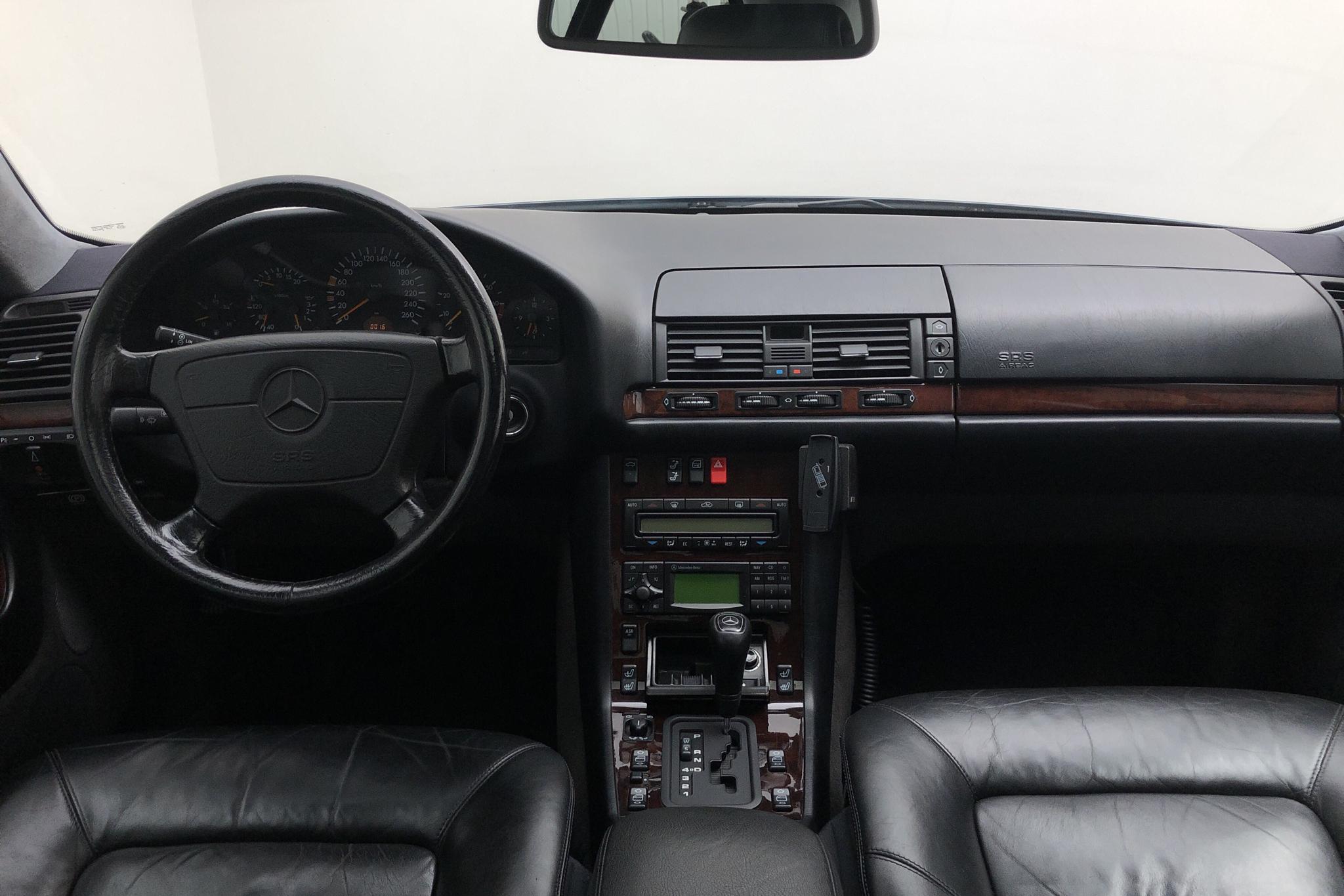 Mercedes CL 420 W140 (279hk) - 16 627 mil - Automat - svart - 1998