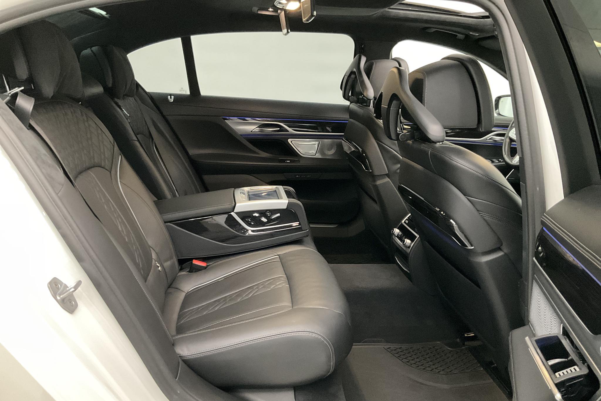 BMW 750i xDrive Sedan, G11 (450hk) - 68 480 km - Automatic - white - 2018