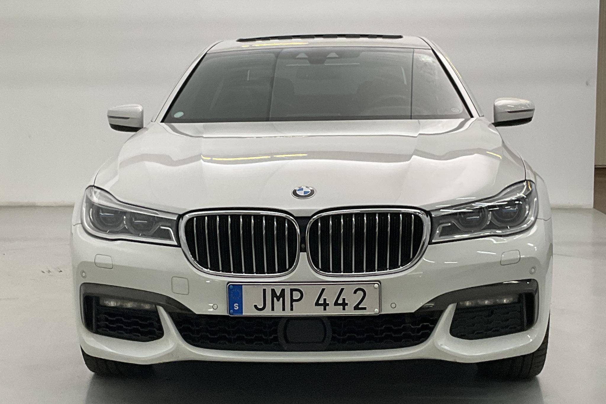 BMW 750i xDrive Sedan, G11 (450hk) - 68 480 km - Automatic - white - 2018