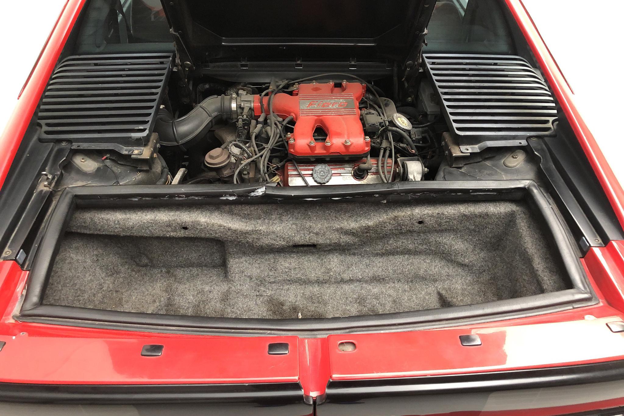 Pontiac FIERO 2.8 Coupé(137hk) - 16 437 mil - Automat - röd - 1987