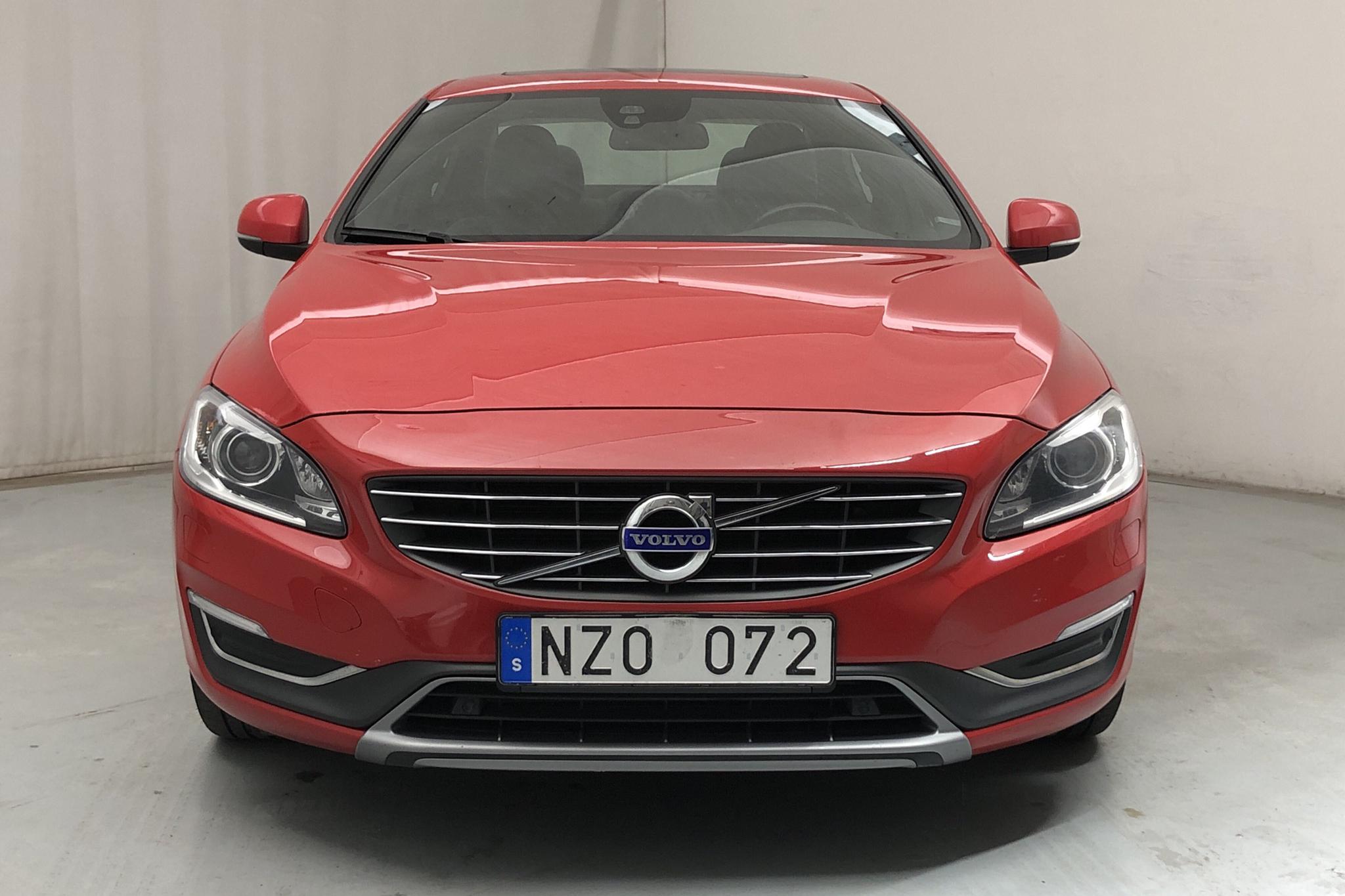 Volvo S60 T6 AWD (329hk) - 174 420 km - Automatic - red - 2014