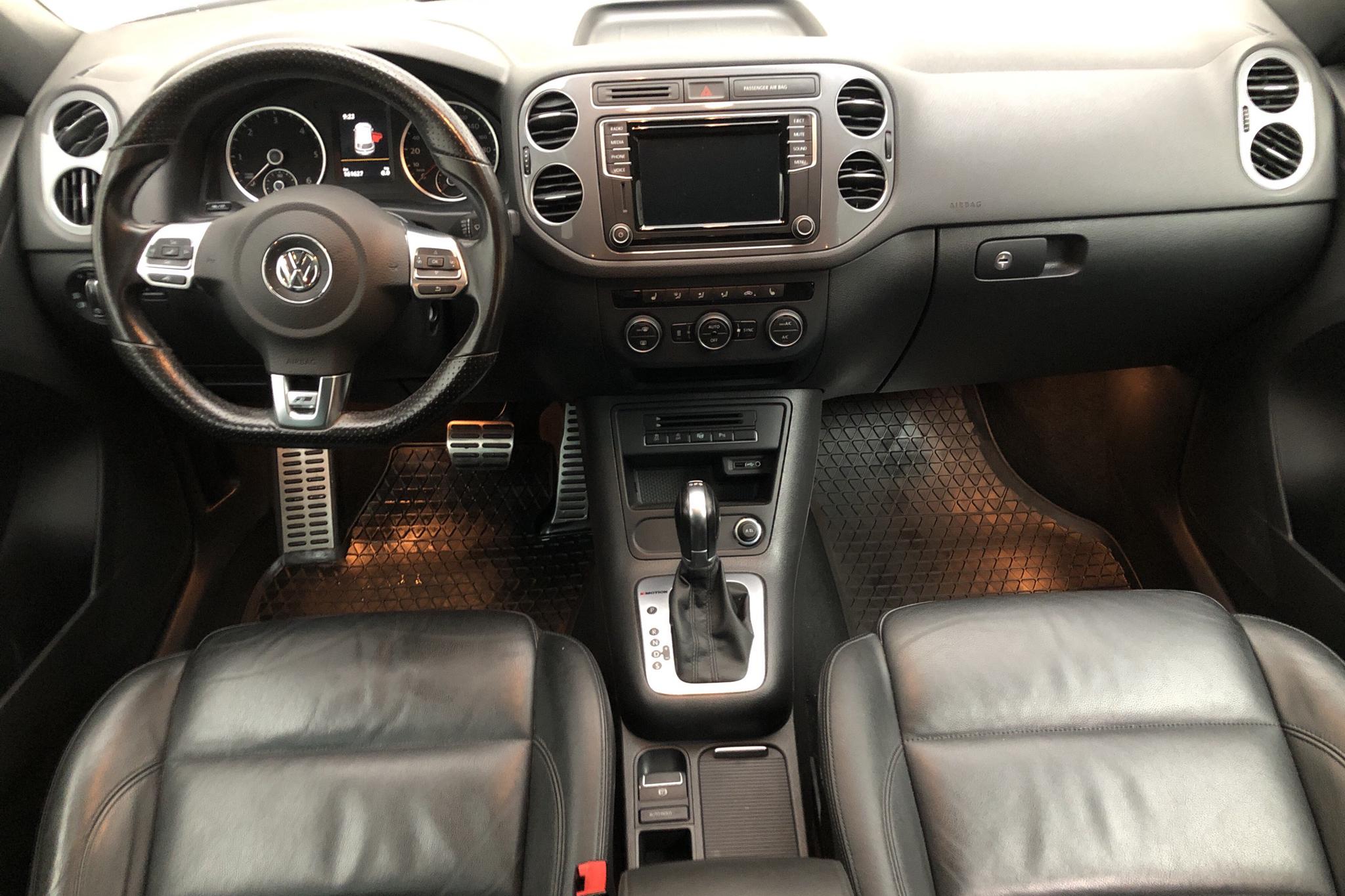 VW Tiguan 2.0 TDI 4MOTION BlueMotion Technology (184hk) - 16 163 mil - Automat - vit - 2016
