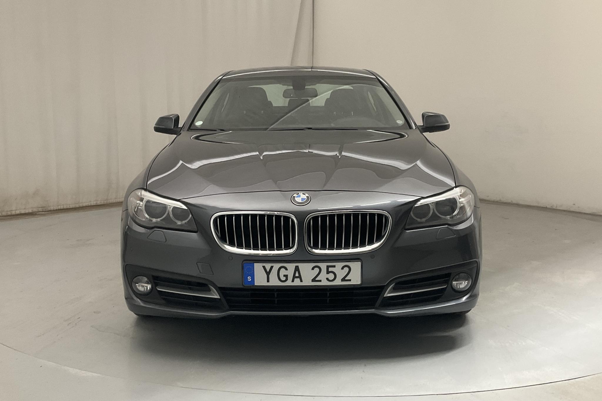 BMW 520d xDrive Sedan, F10 (190hk) - 9 292 mil - Automat - grå - 2016