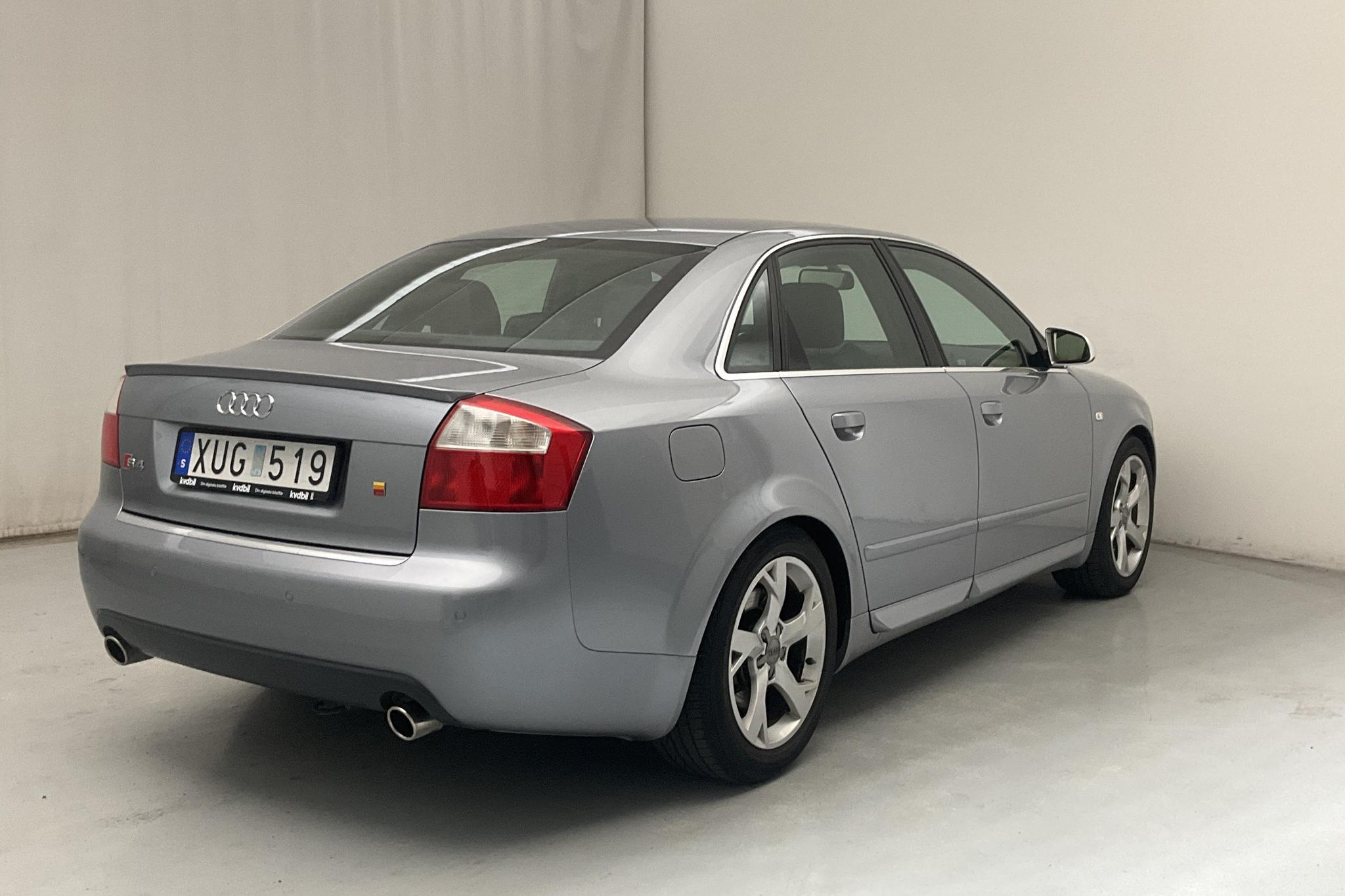 Audi S4 4.2 Avant (344hk) - 13 331 mil - Automat - silver - 2004