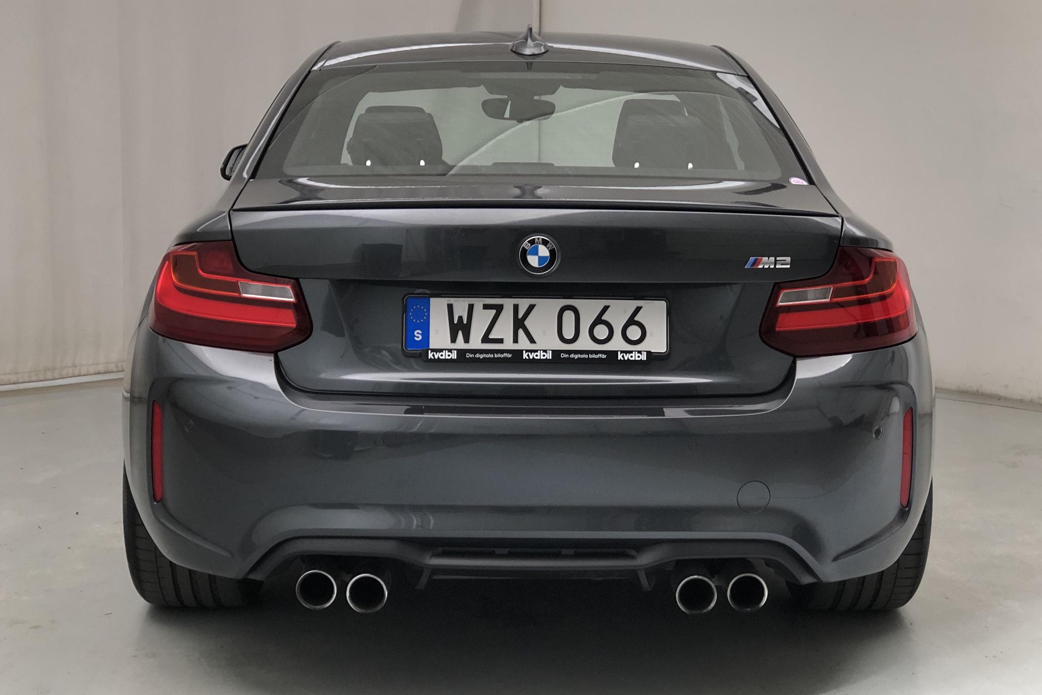 BMW M2 Coupé, F87 (370hk) - 4 202 mil - Automat - grå - 2017