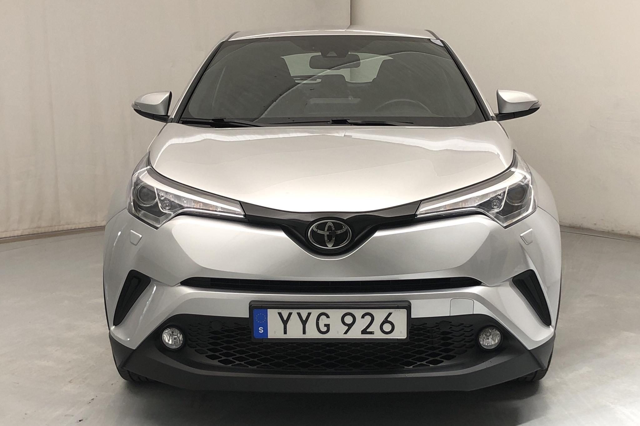 Toyota C-HR 1.2T AWD (116hk) - 68 120 km - Automatic - silver - 2019