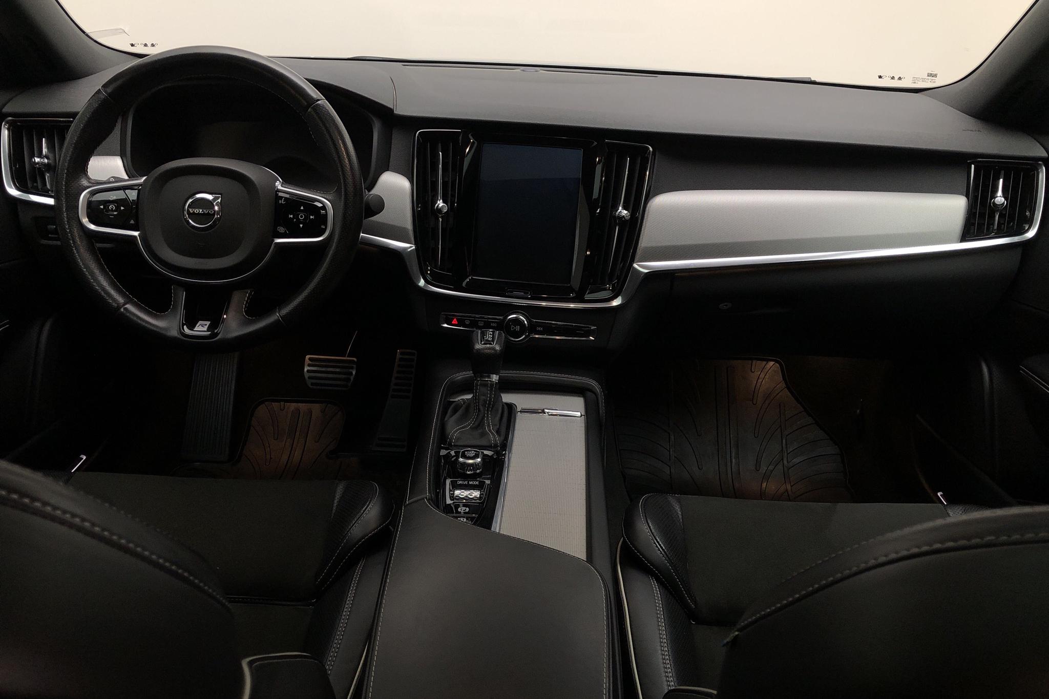 Volvo S90 D4 AWD (190hk) - 7 437 mil - Automat - grå - 2018