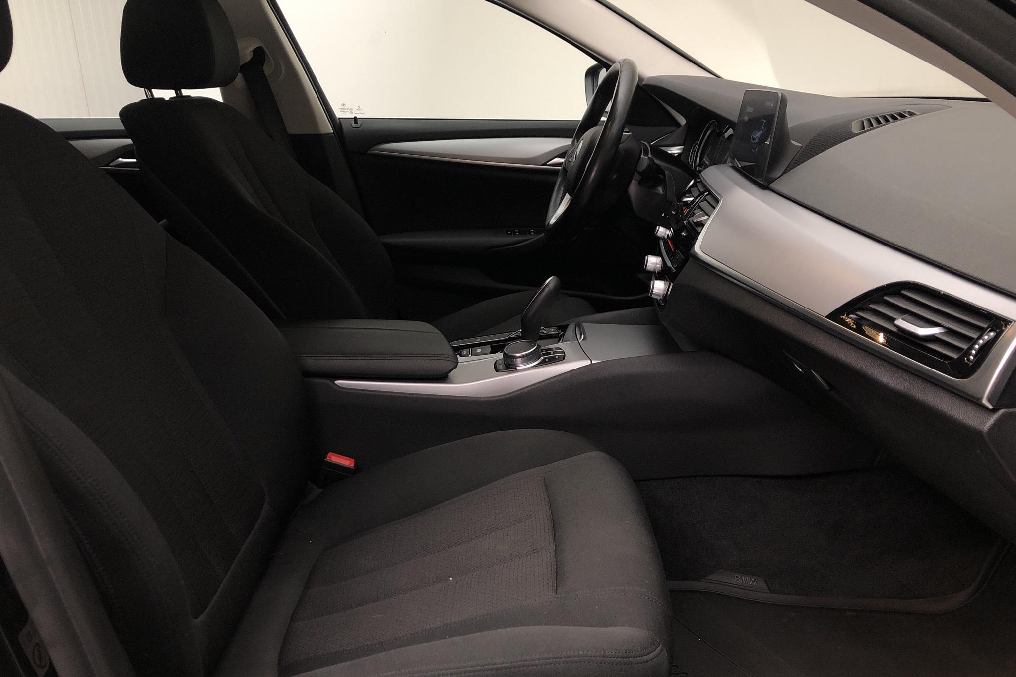 BMW 520d Sedan, G30 (190hk) - 8 924 mil - Automat - svart - 2018