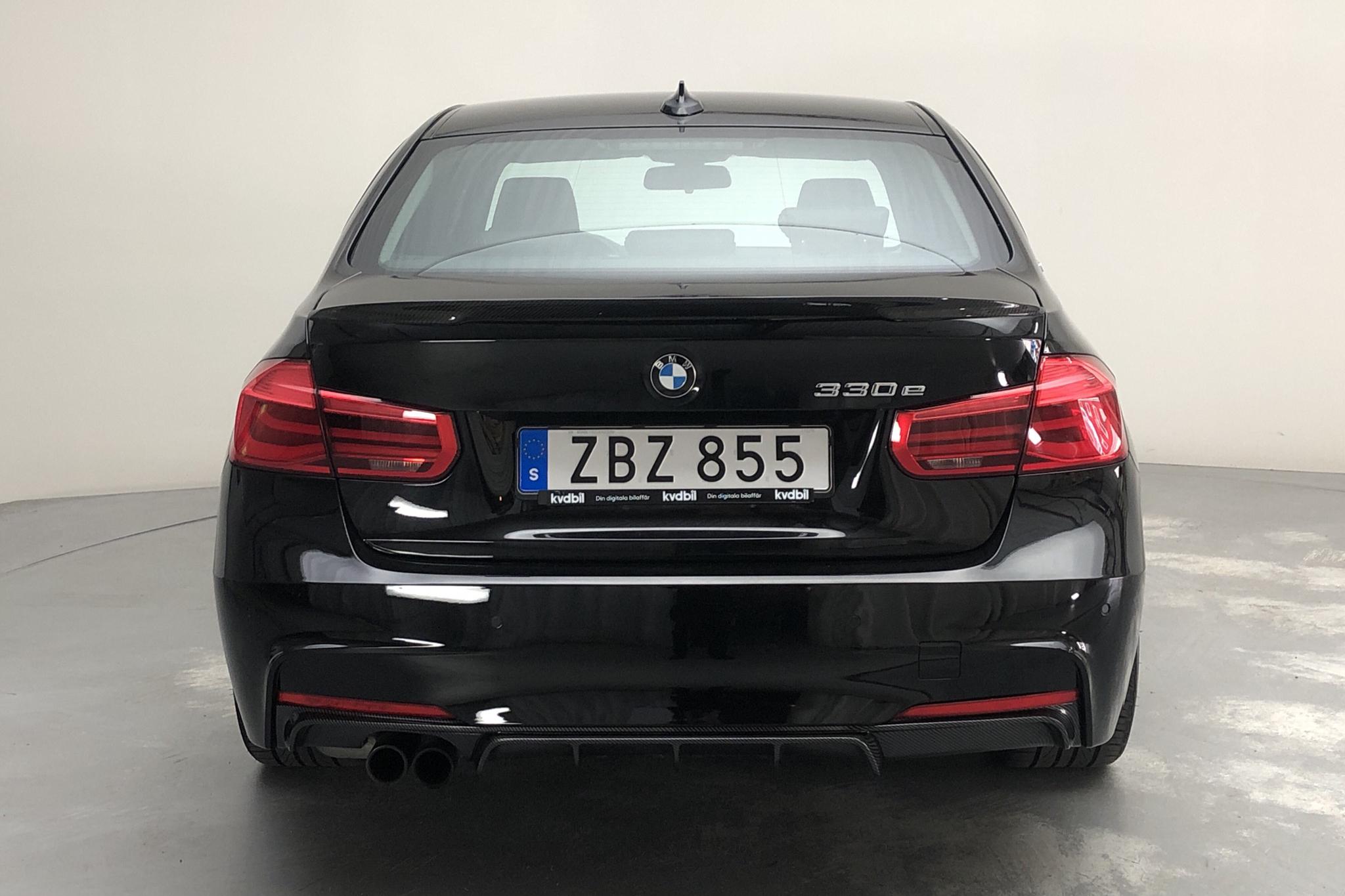 BMW 330e Sedan, F30 (252hk) - 92 490 km - Automatic - black - 2018