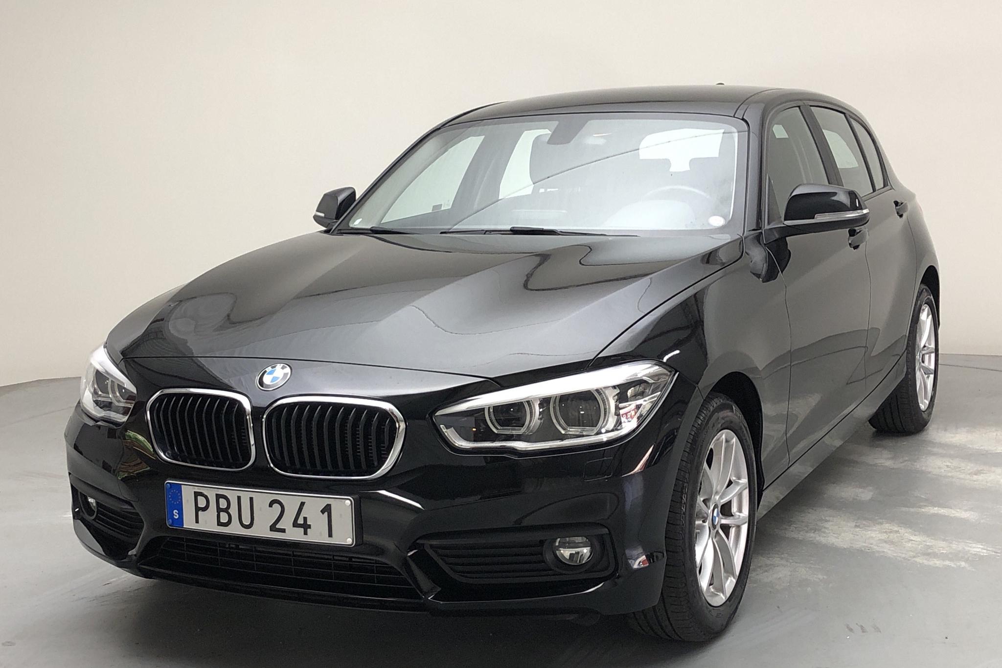 BMW 118i 5dr, F20 (136hk) - 6 974 mil - Manuell - svart - 2017