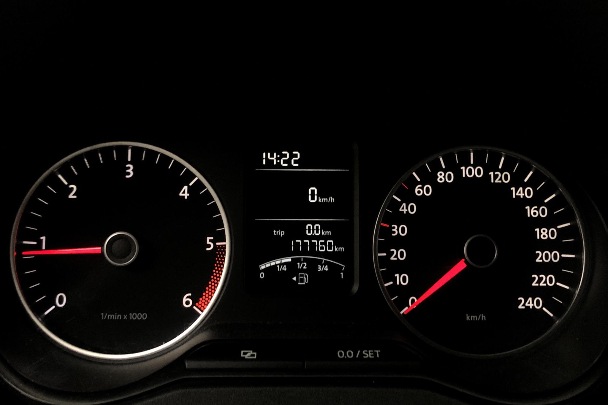 VW Amarok 2.0 TDI 4motion (163hk) - 17 776 mil - Manuell - grå - 2012