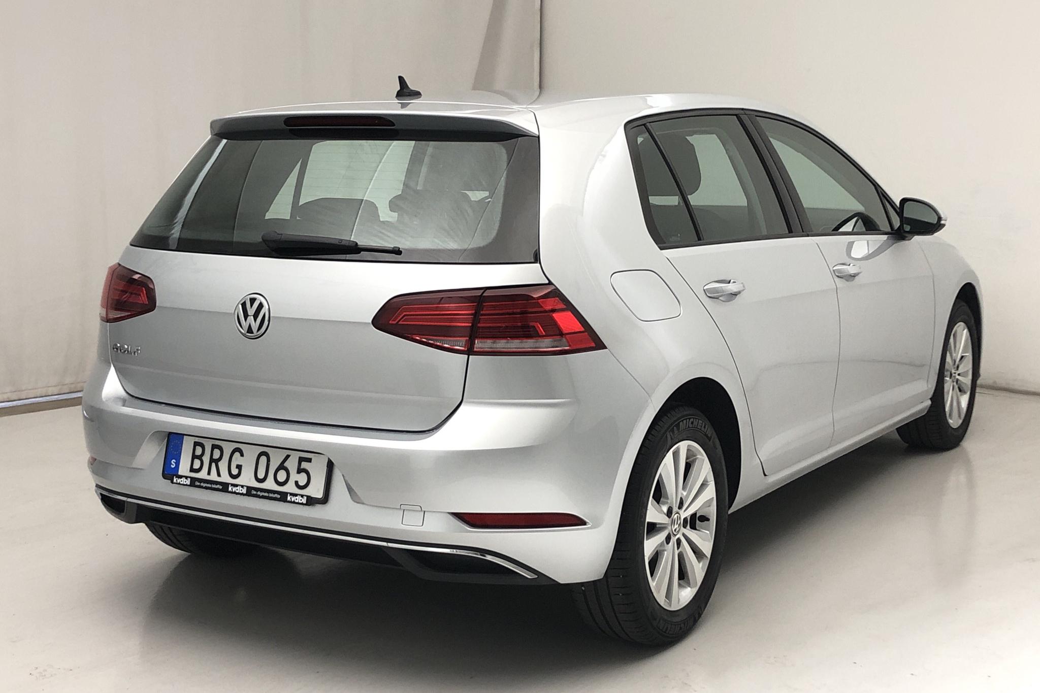 VW Golf VII 1.0 TSI 5dr (110hk) - 7 720 mil - Manuell - silver - 2018