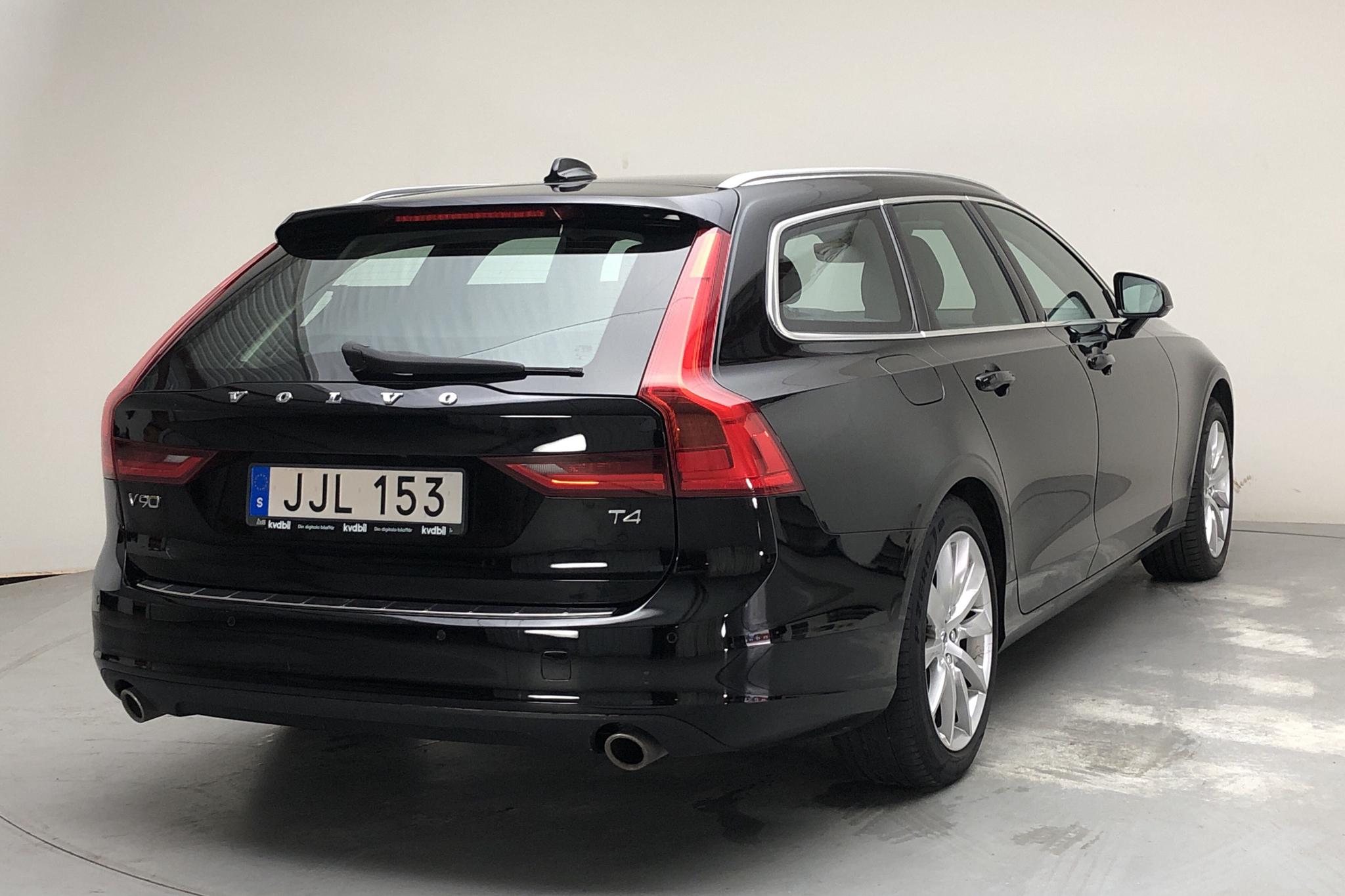 Volvo V90 T4 (190hk) - 101 490 km - Automatic - black - 2018